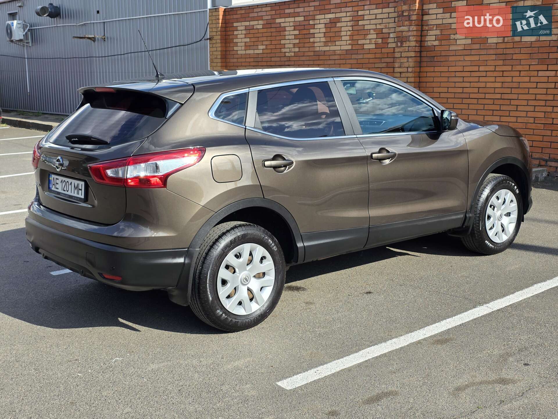 Nissan Qashqai 2017 VIN SJNFEAJ11UZ048130 фото оголошення 14 з 43