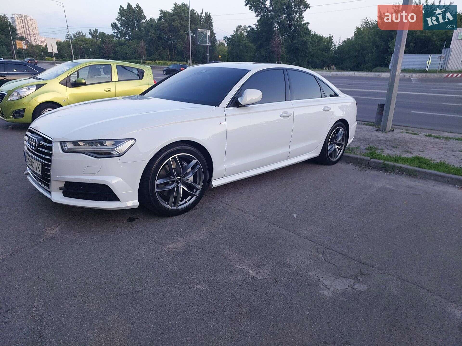 Audi A6 2016 VIN WAUZZZ4GXHN001211 фото оголошення 13 з 22