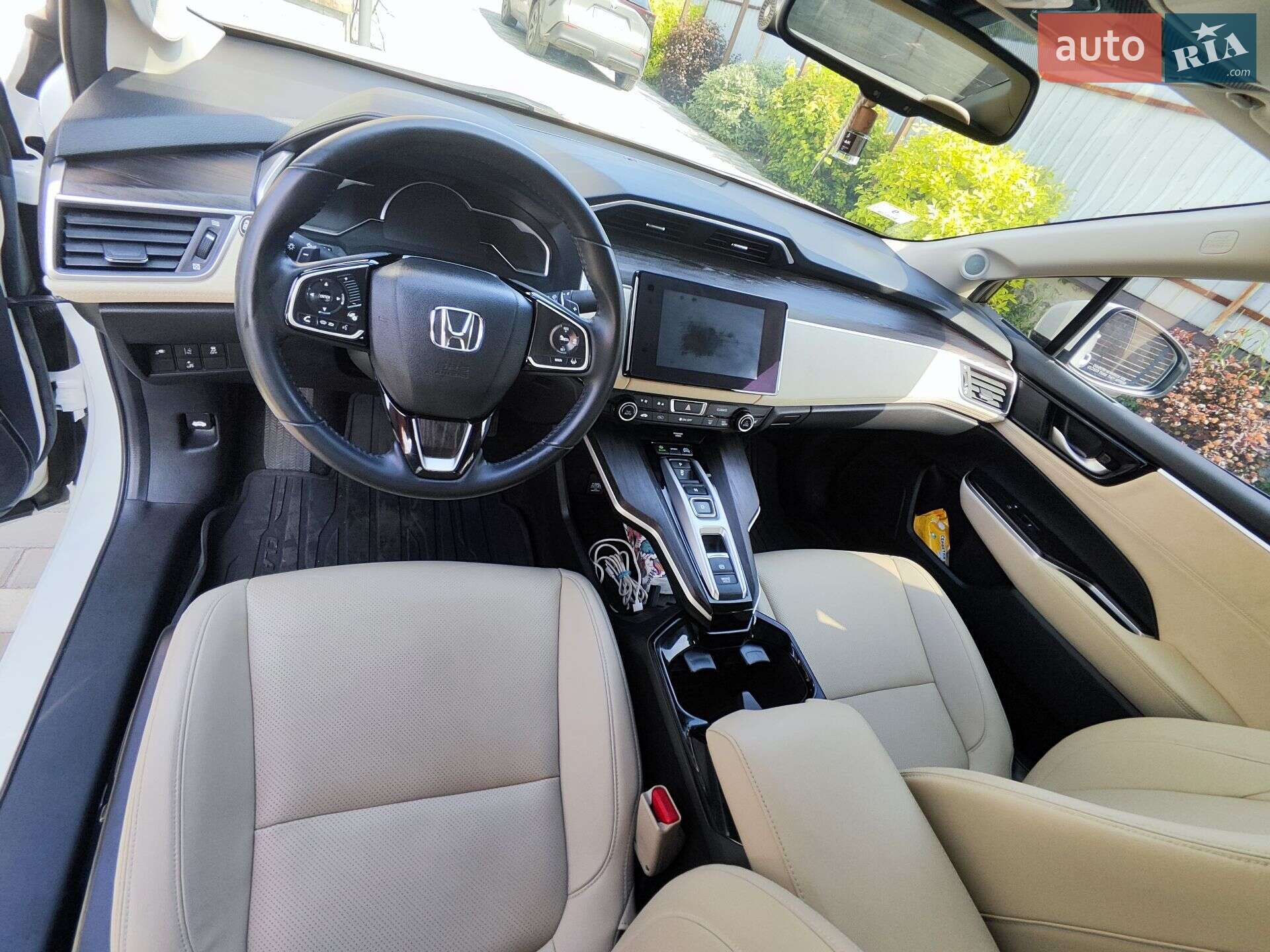 Honda Clarity 2018 VIN JHMZC5F3XJC016590 фото оголошення 13 з 20
