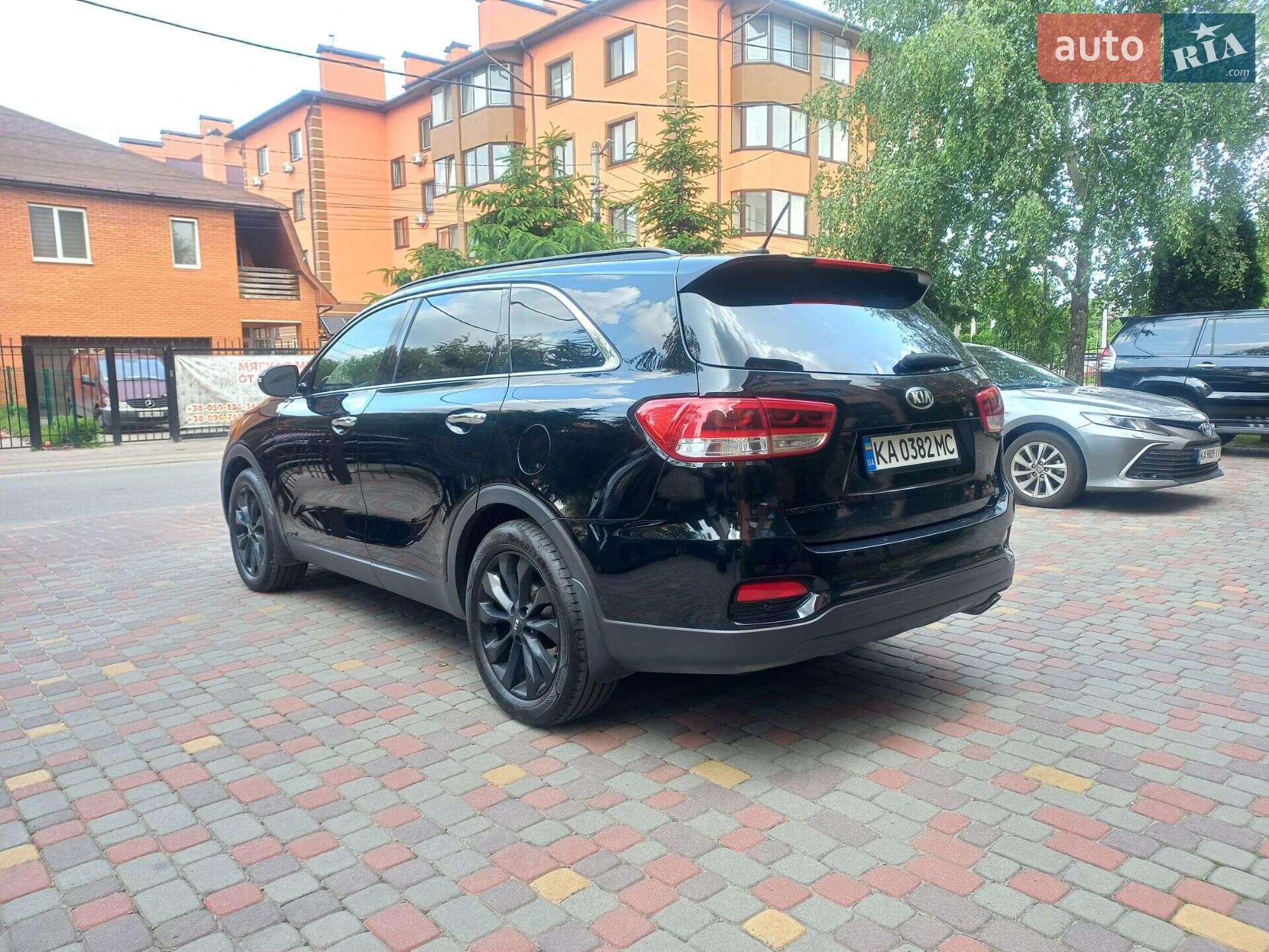 Kia Sorento 2019 VIN 5XYPGDA53KG591224 фото оголошення 18 з 22