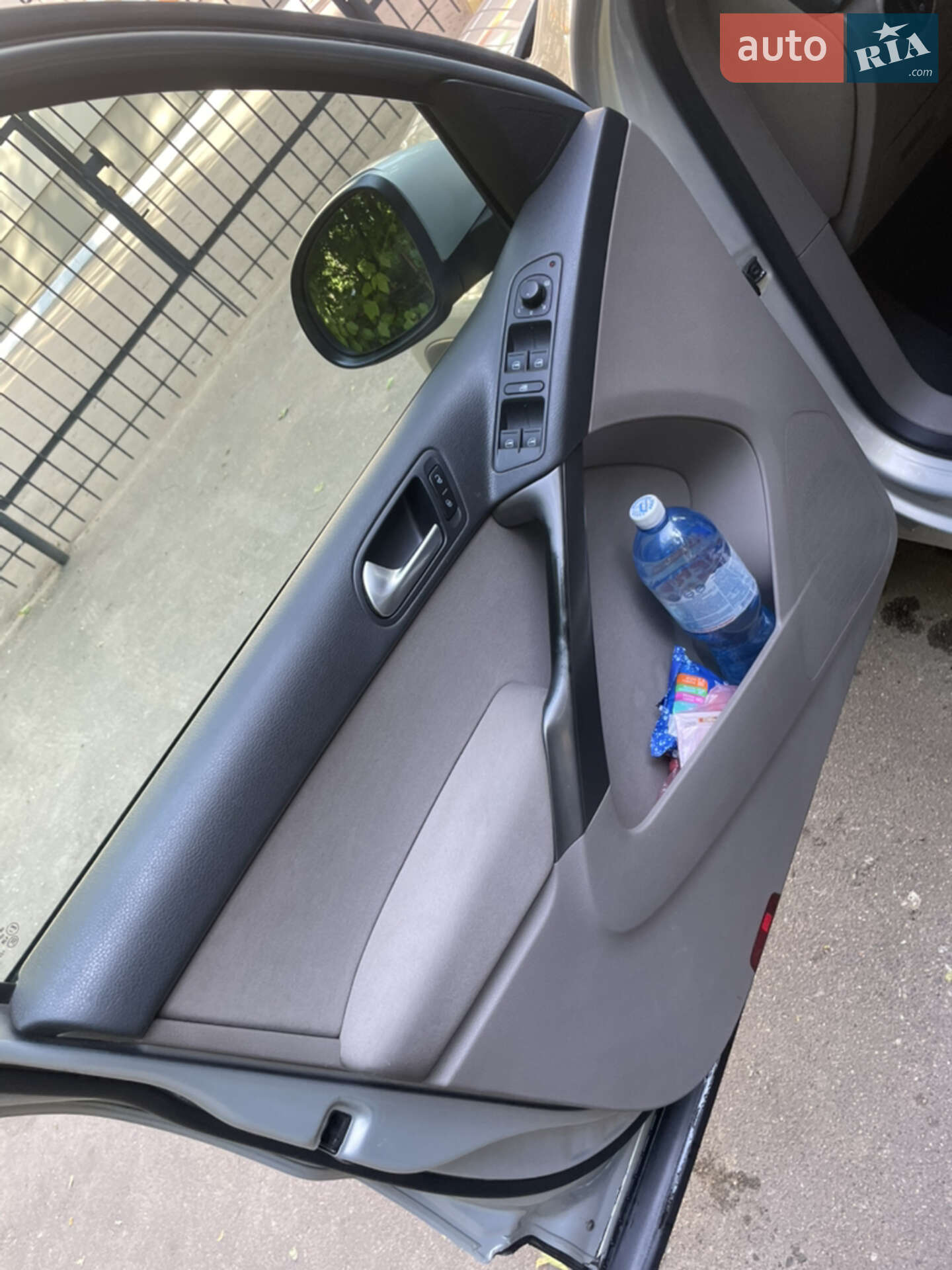 Volkswagen Tiguan 2008 VIN WVGZZZ5NZ9W014846 фото оголошення 14 з 18