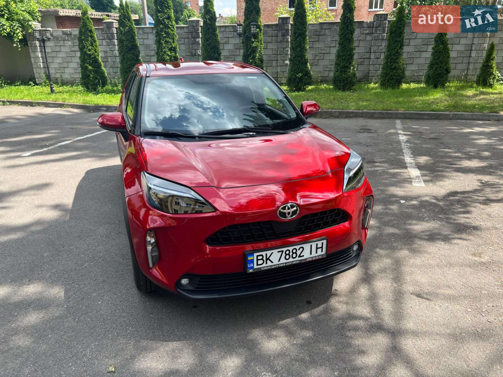 Toyota Yaris Cross 2022 VIN JTDKAABB90A005430 фото оголошення 2 з 10