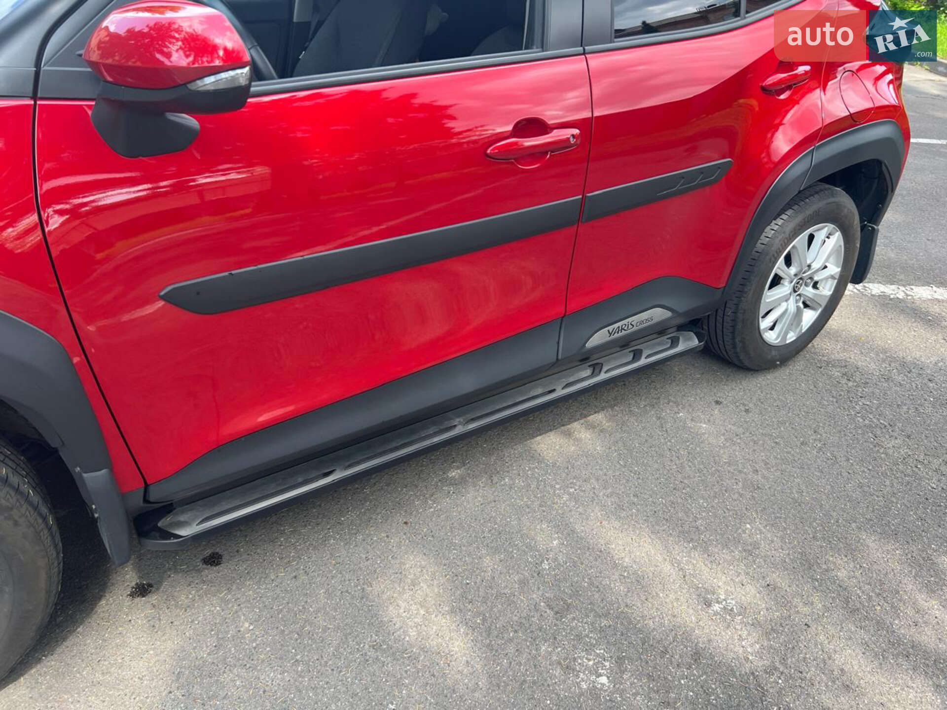 Toyota Yaris Cross 2022 VIN JTDKAABB90A005430 фото оголошення 4 з 10