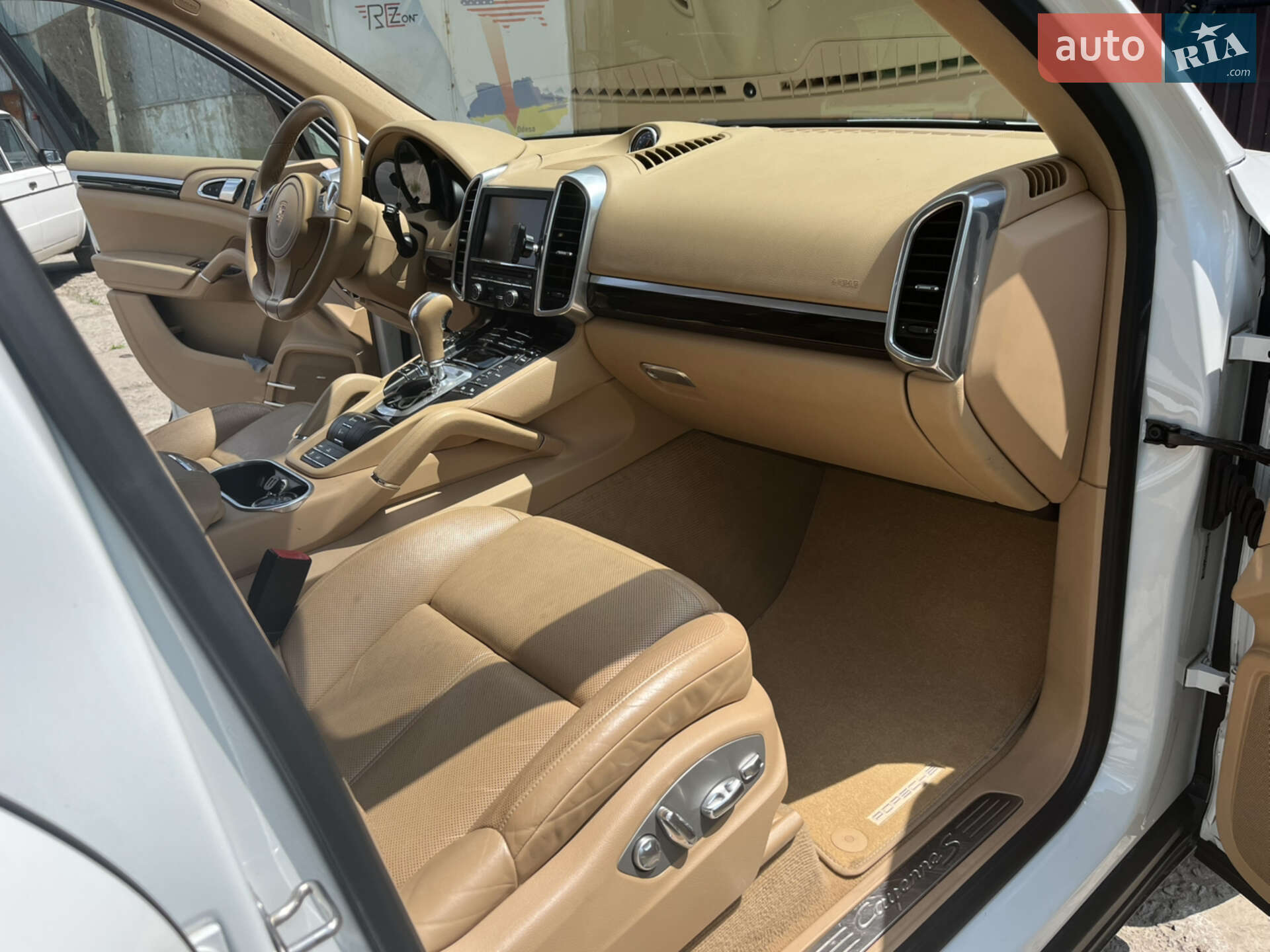 Porsche Cayenne 2013 VIN WP1AE2A20DLA15831 фото оголошення 26 з 29
