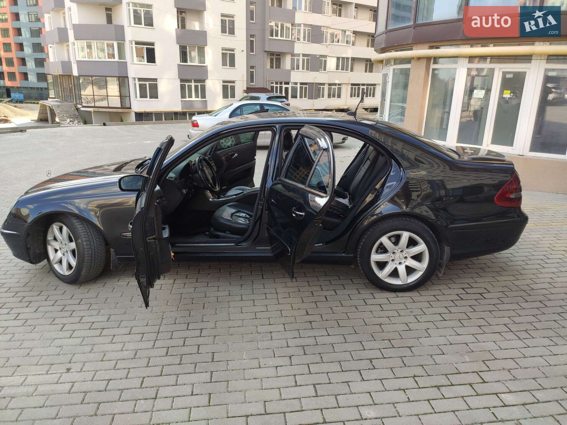 Mercedes-Benz E-Class 2003 VIN WDB2110061A439031 фото оголошення 11 з 30