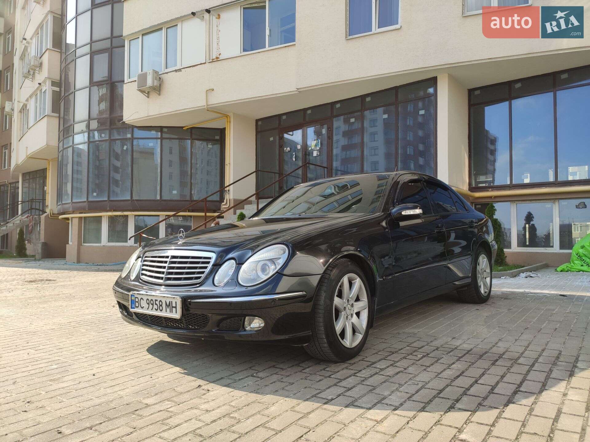 Mercedes-Benz E-Class 2003 VIN WDB2110061A439031 фото оголошення 25 з 30