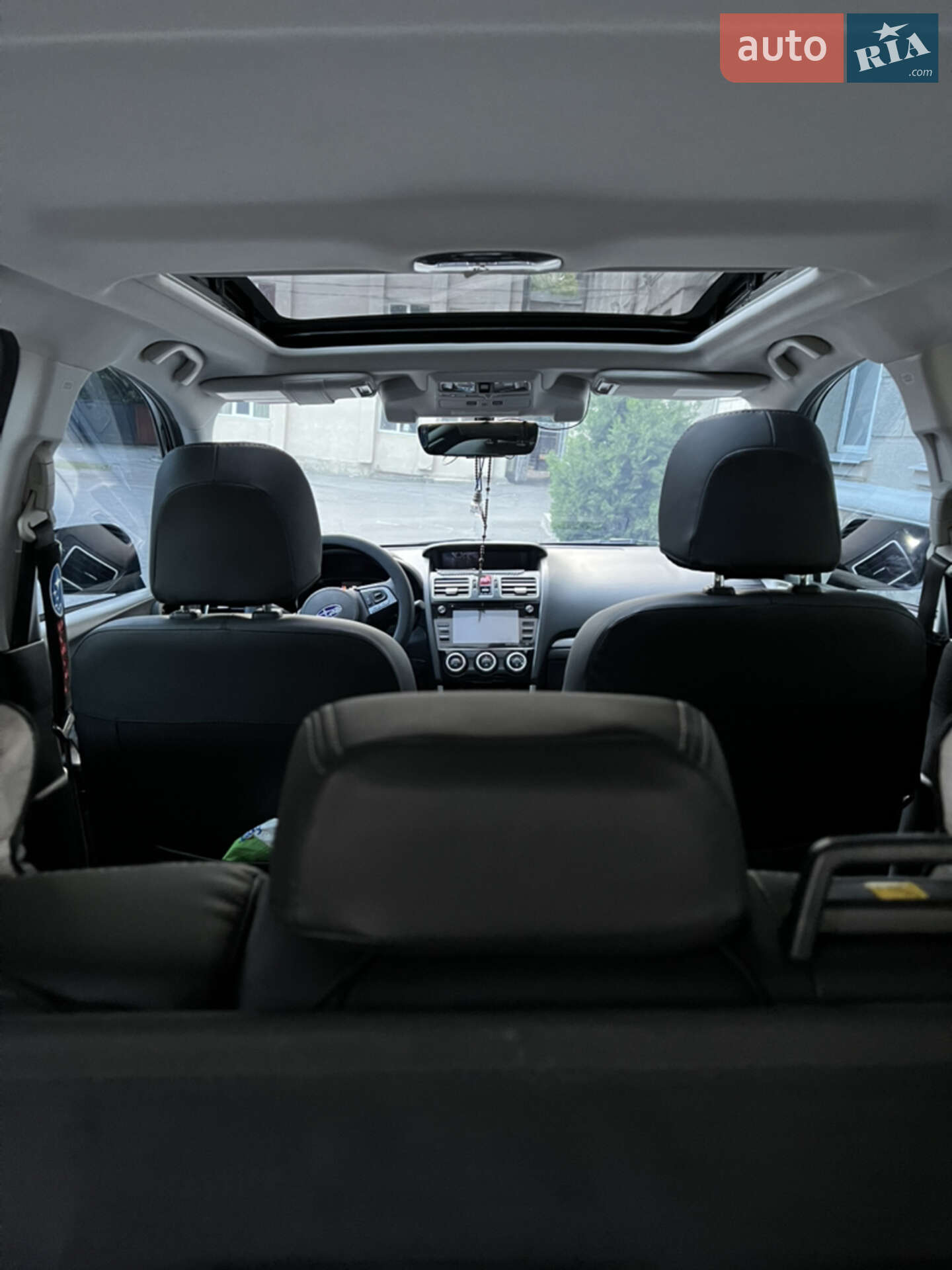 Subaru Forester 2017 VIN JF2SJAGC6JH528819 фото оголошення 3 з 11
