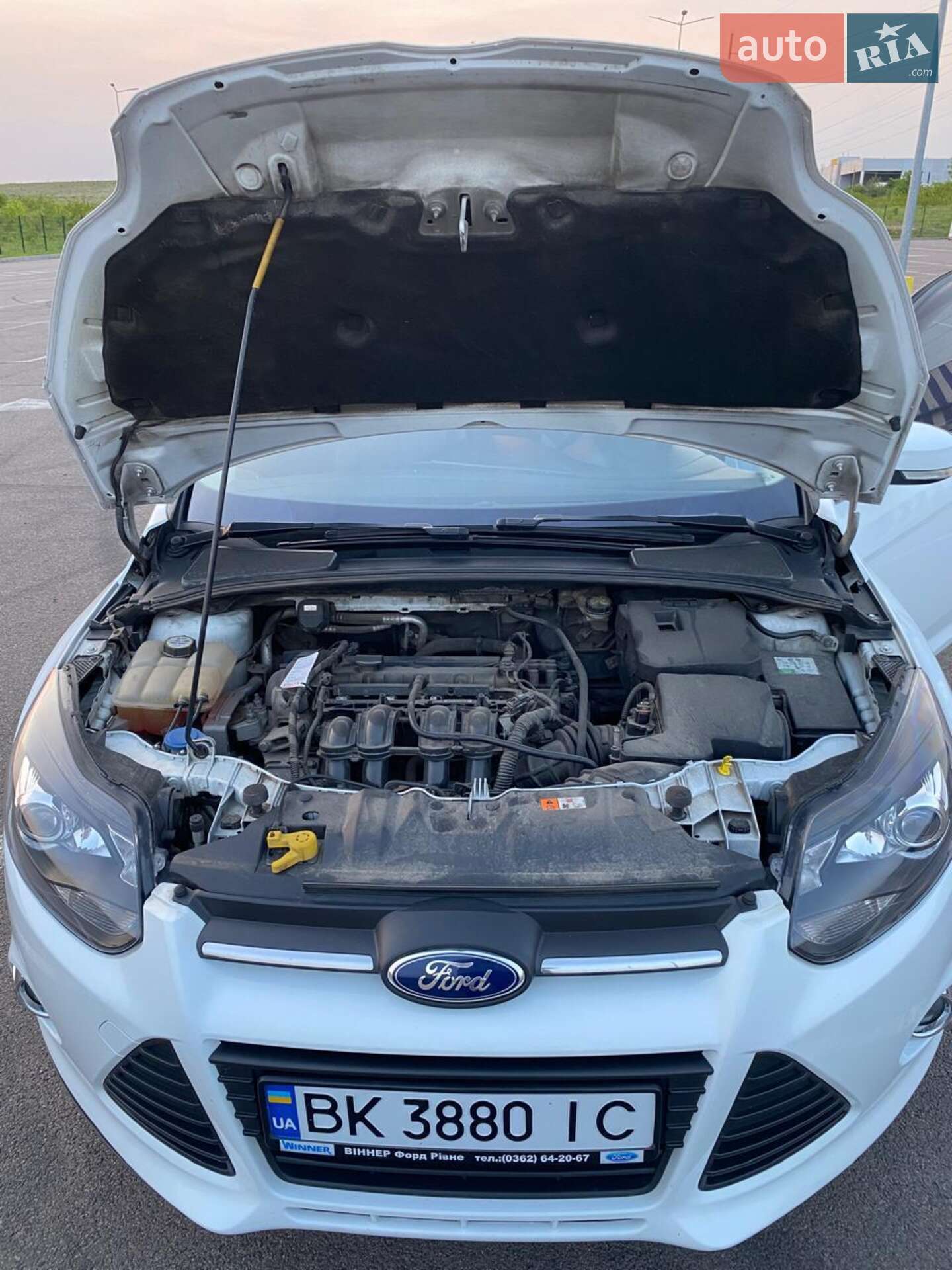 Ford Focus 2012 VIN WF0MXXGCBMCT32512 фото оголошення 8 з 15