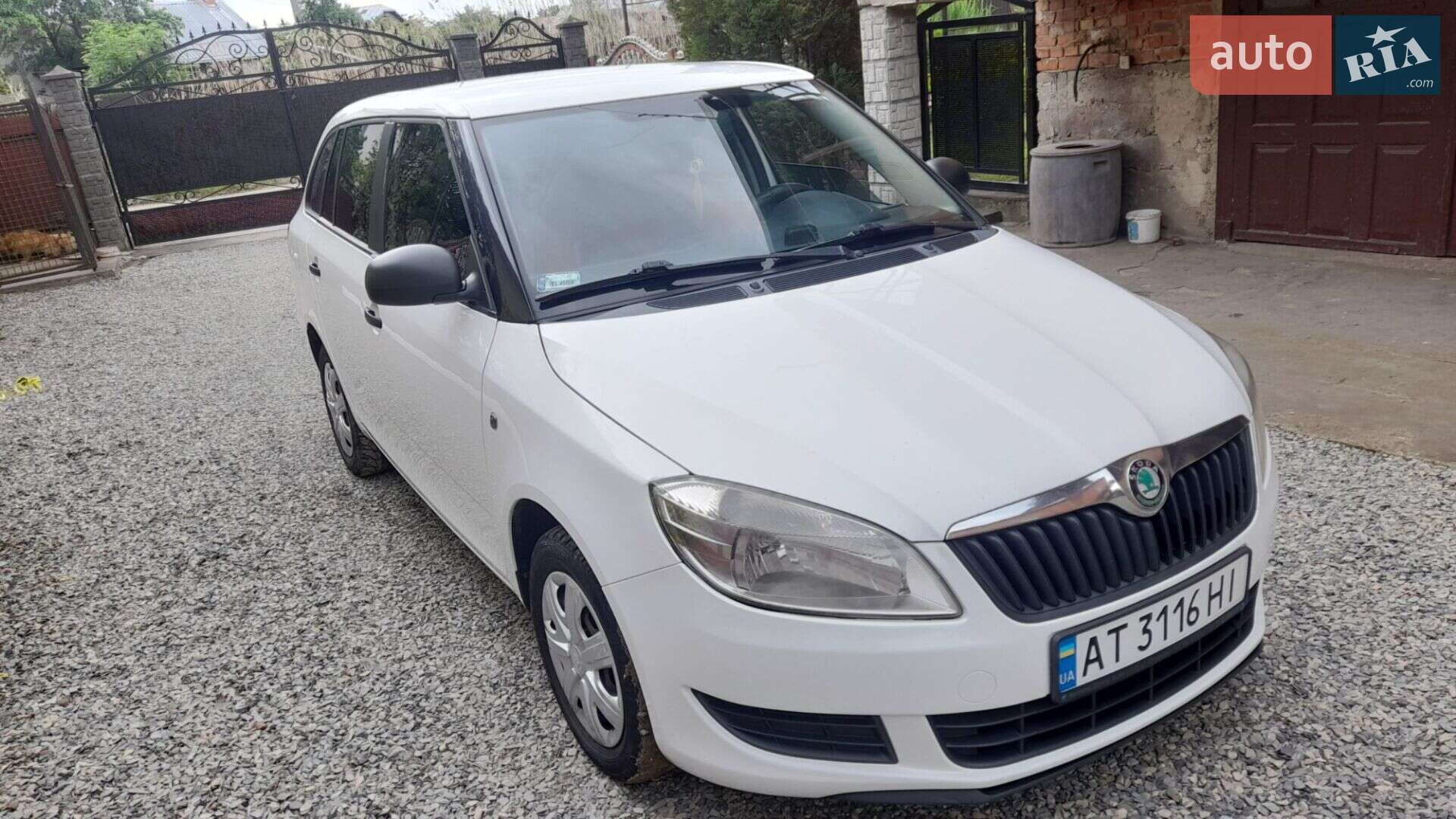 Skoda Fabia 2011 VIN TMB1MB5J0C3028180 фото оголошення 3 з 8