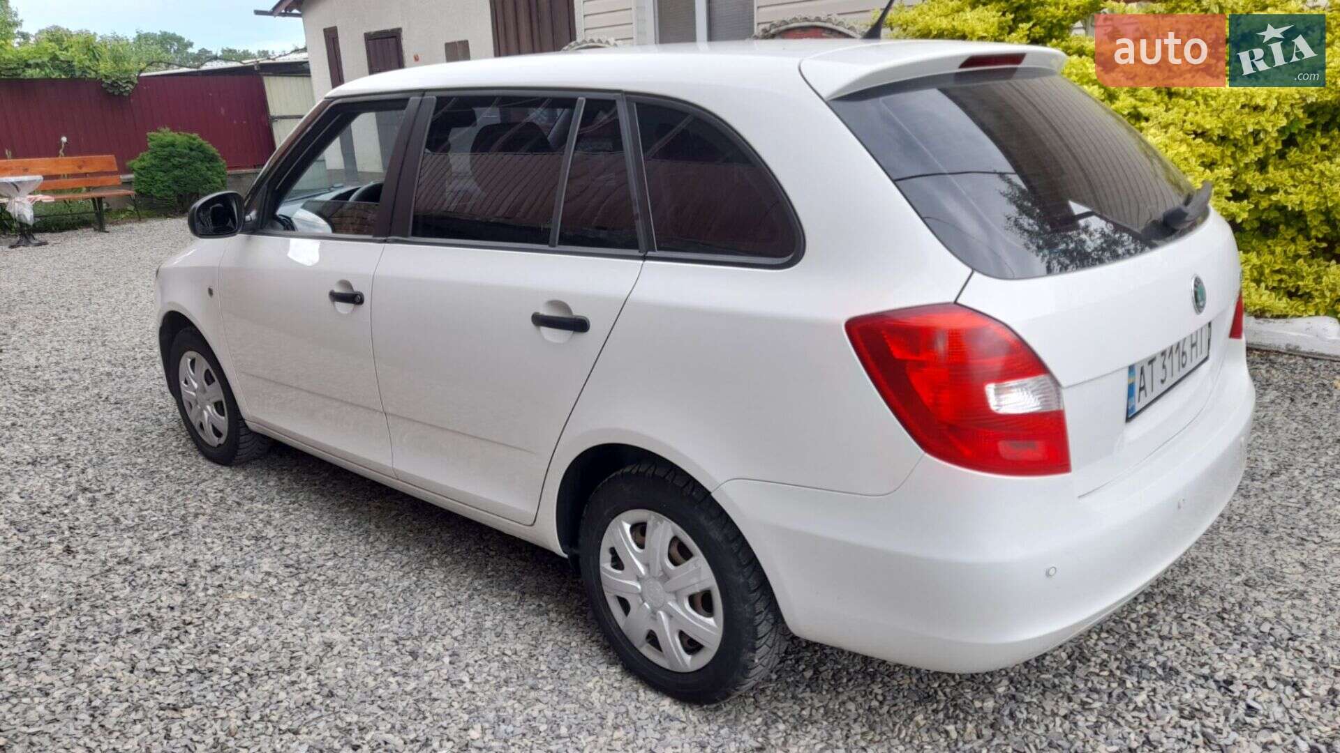 Skoda Fabia 2011 VIN TMB1MB5J0C3028180 фото оголошення 4 з 8