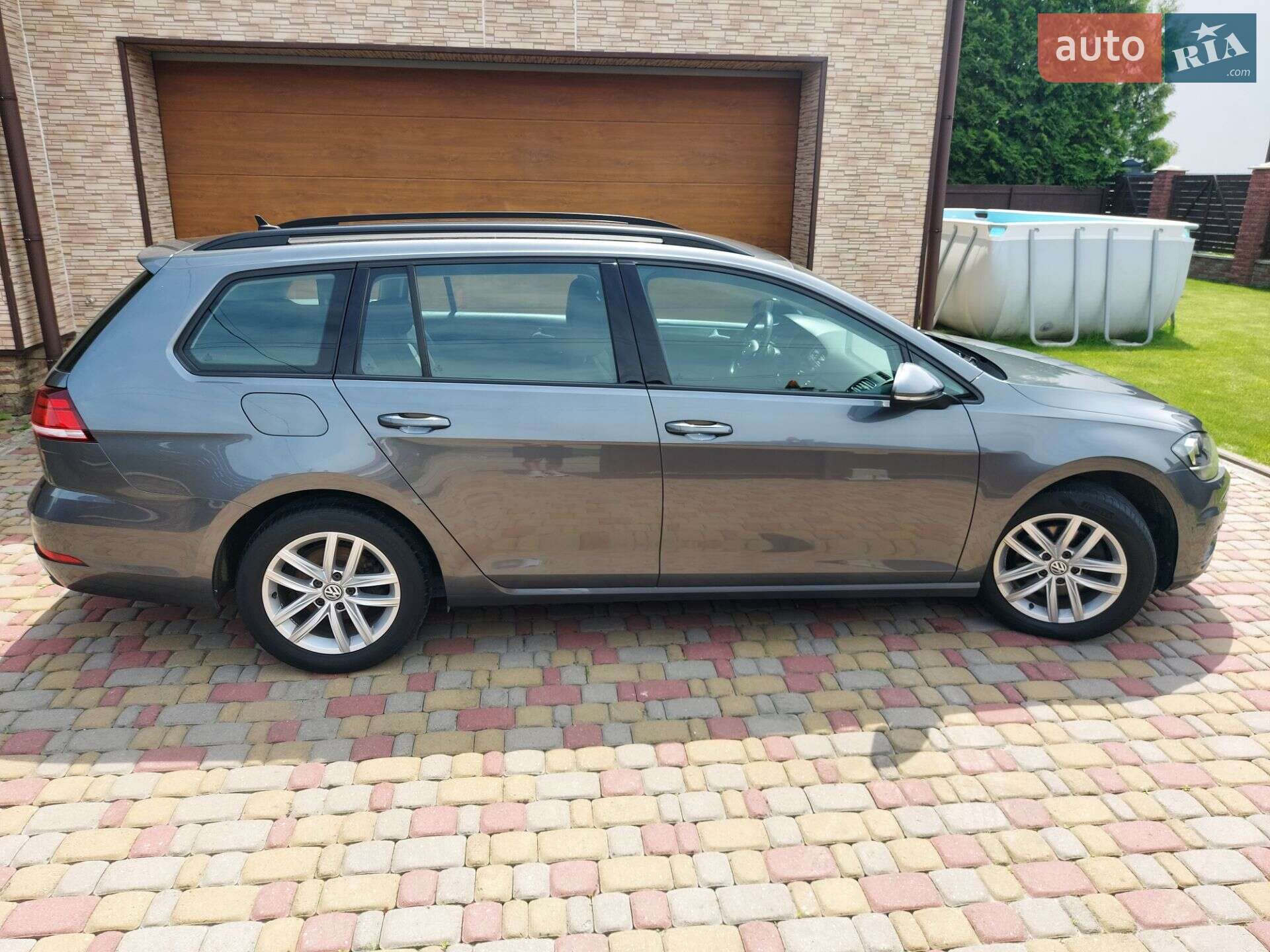 Volkswagen Golf 2017 VIN WVWZZZAUZJP548229 фото оголошення 4 з 28
