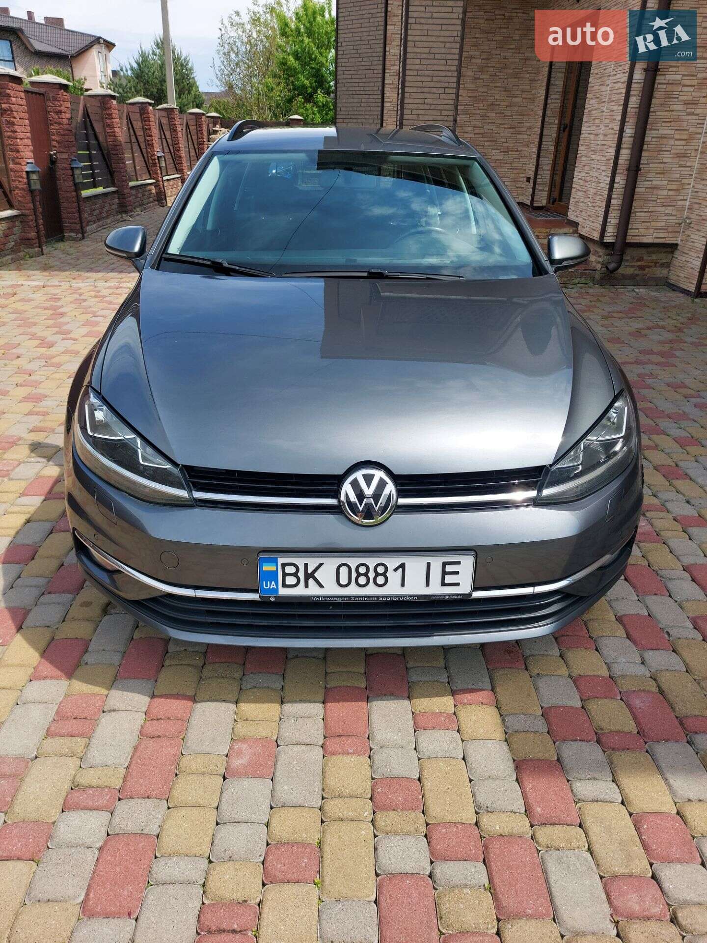 Volkswagen Golf 2017 VIN WVWZZZAUZJP548229 фото оголошення 2 з 28