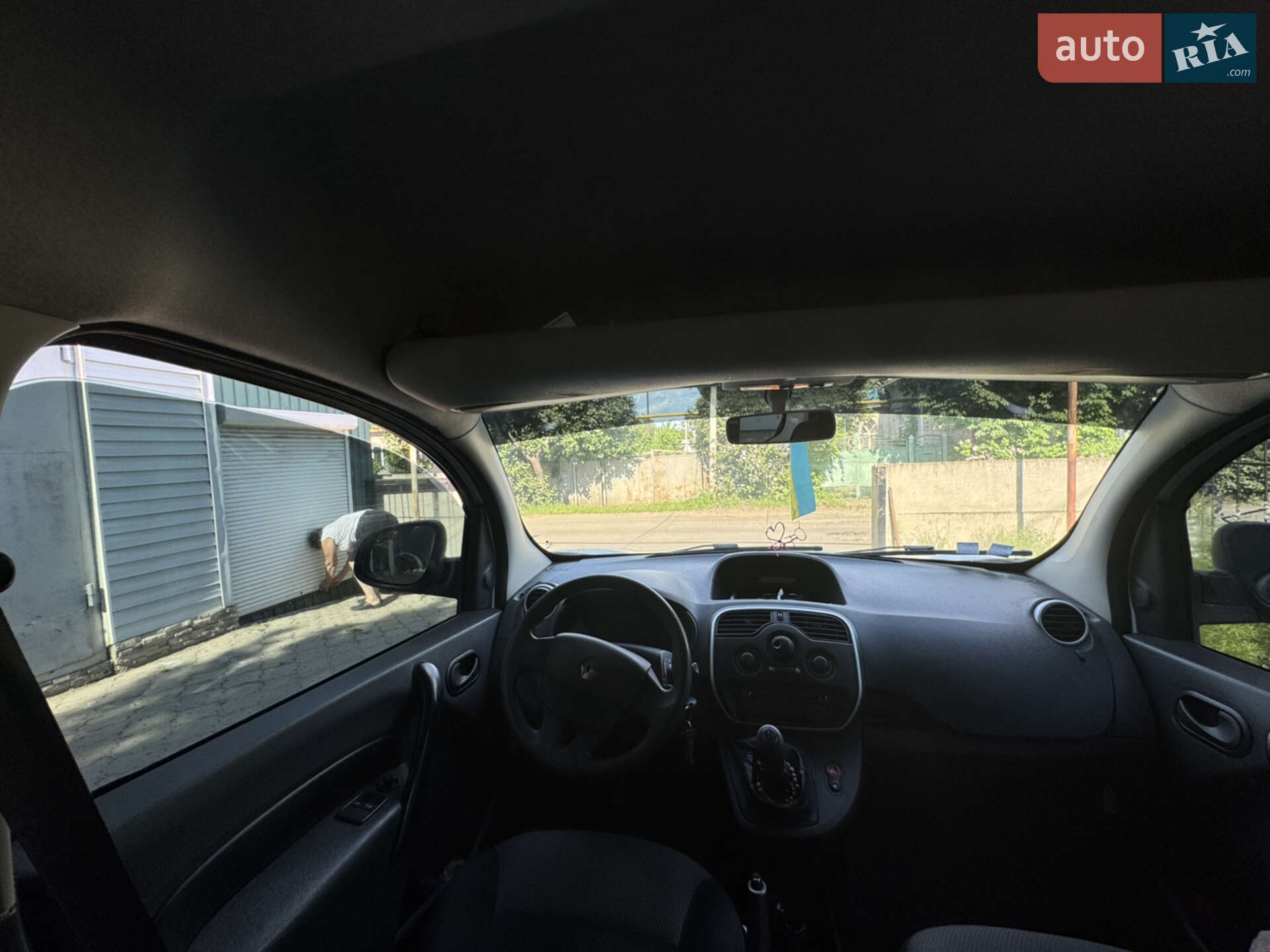 Renault Kangoo 2018 VIN VF1FW51H160271342 фото оголошення 8 з 11