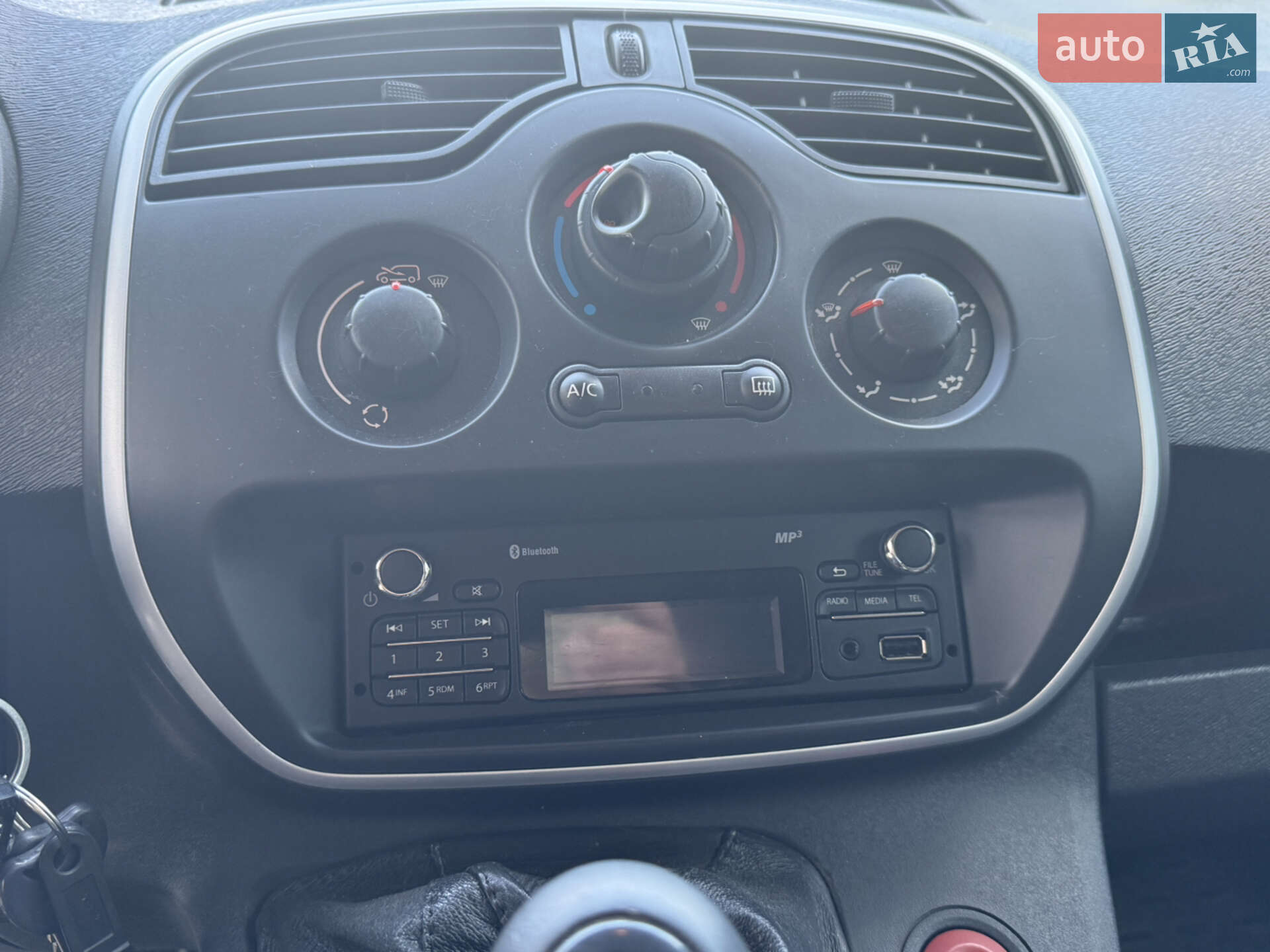 Renault Kangoo 2018 VIN VF1FW51H160271342 фото оголошення 9 з 11