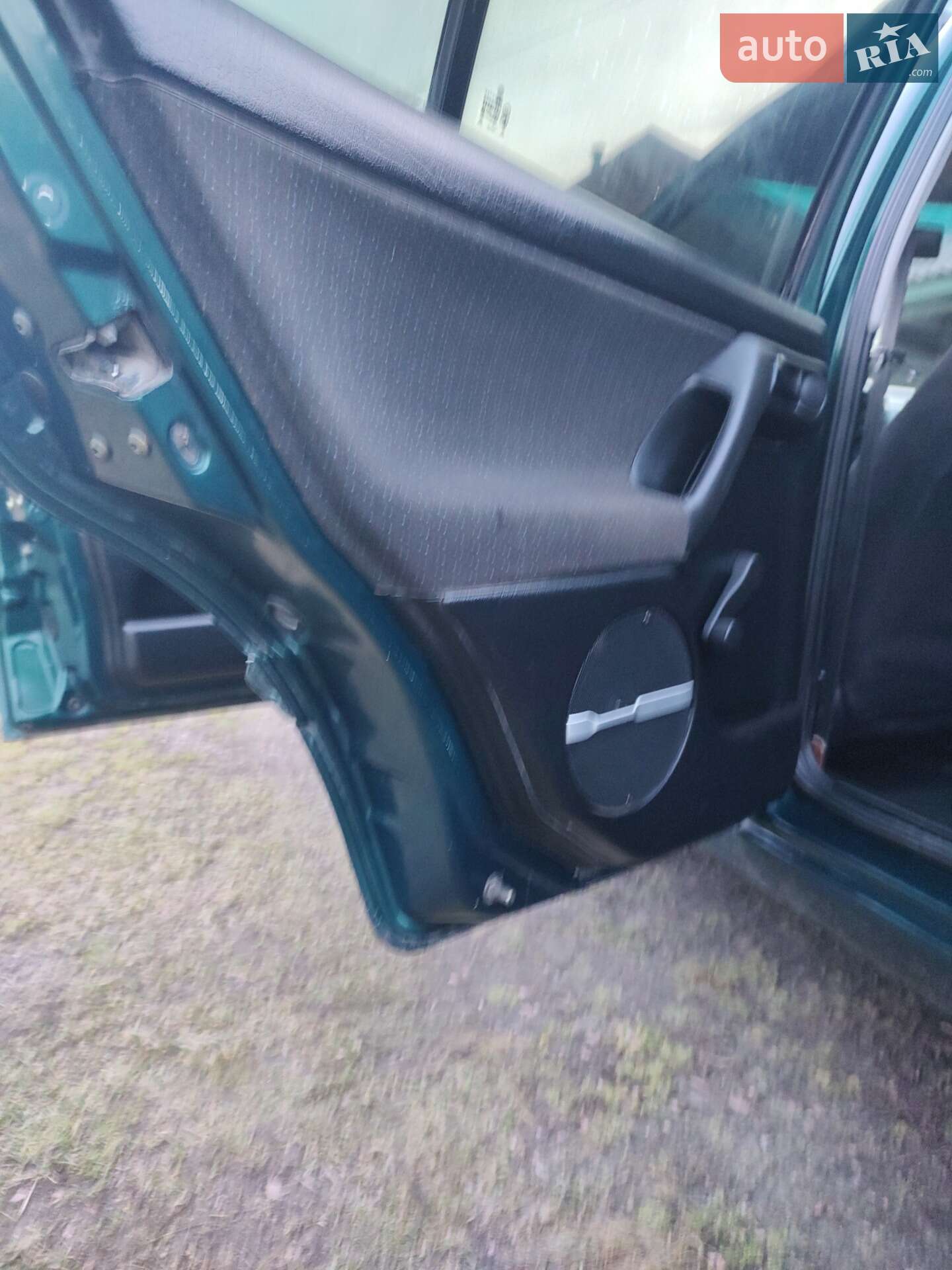 Volkswagen Golf 1998 VIN WVWZZZ1HZWW002729 фото оголошення 3 з 11