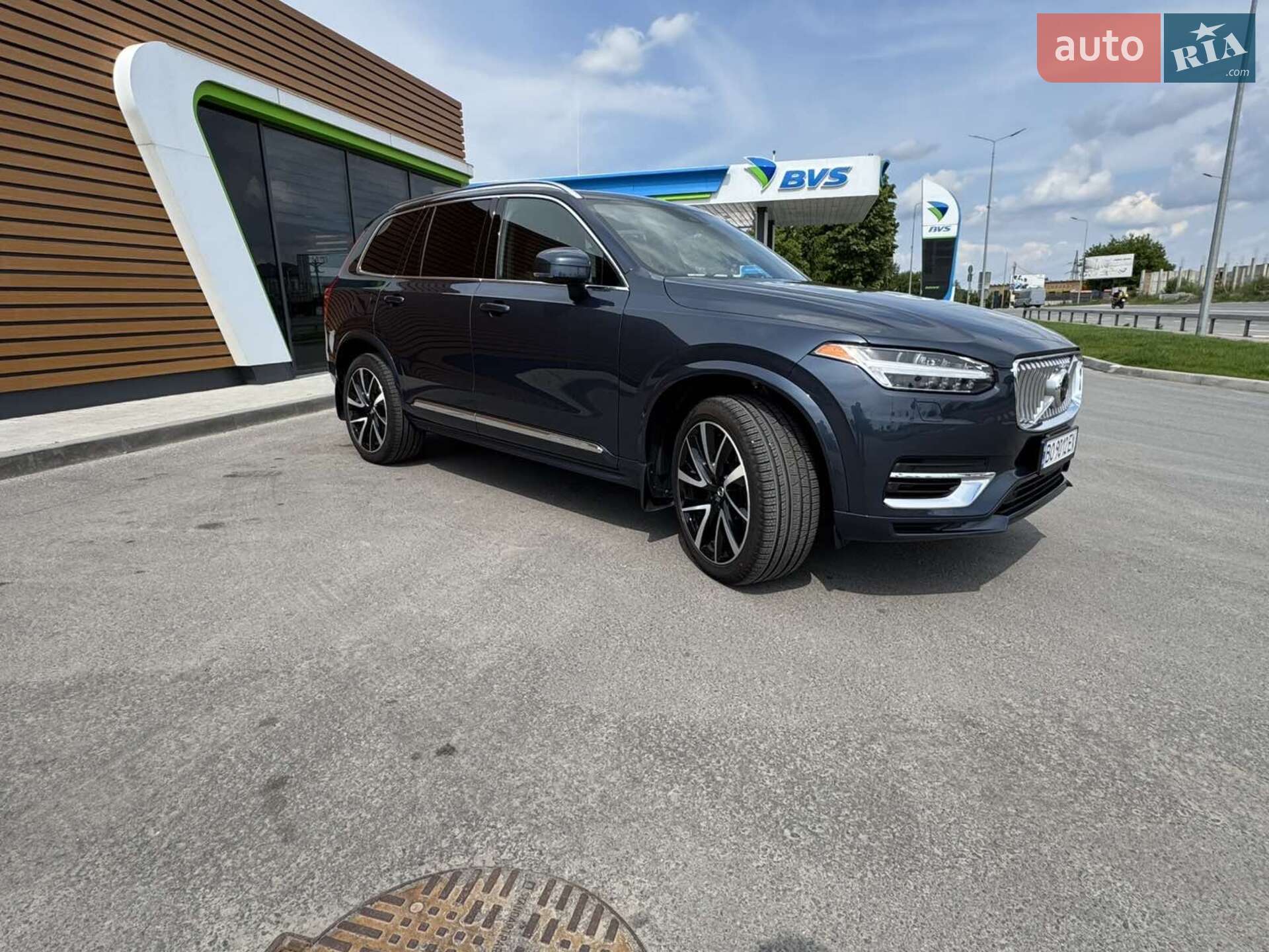 Volvo XC90 2021 VIN YV4BR0CK8M1738847 фото оголошення 3 з 33