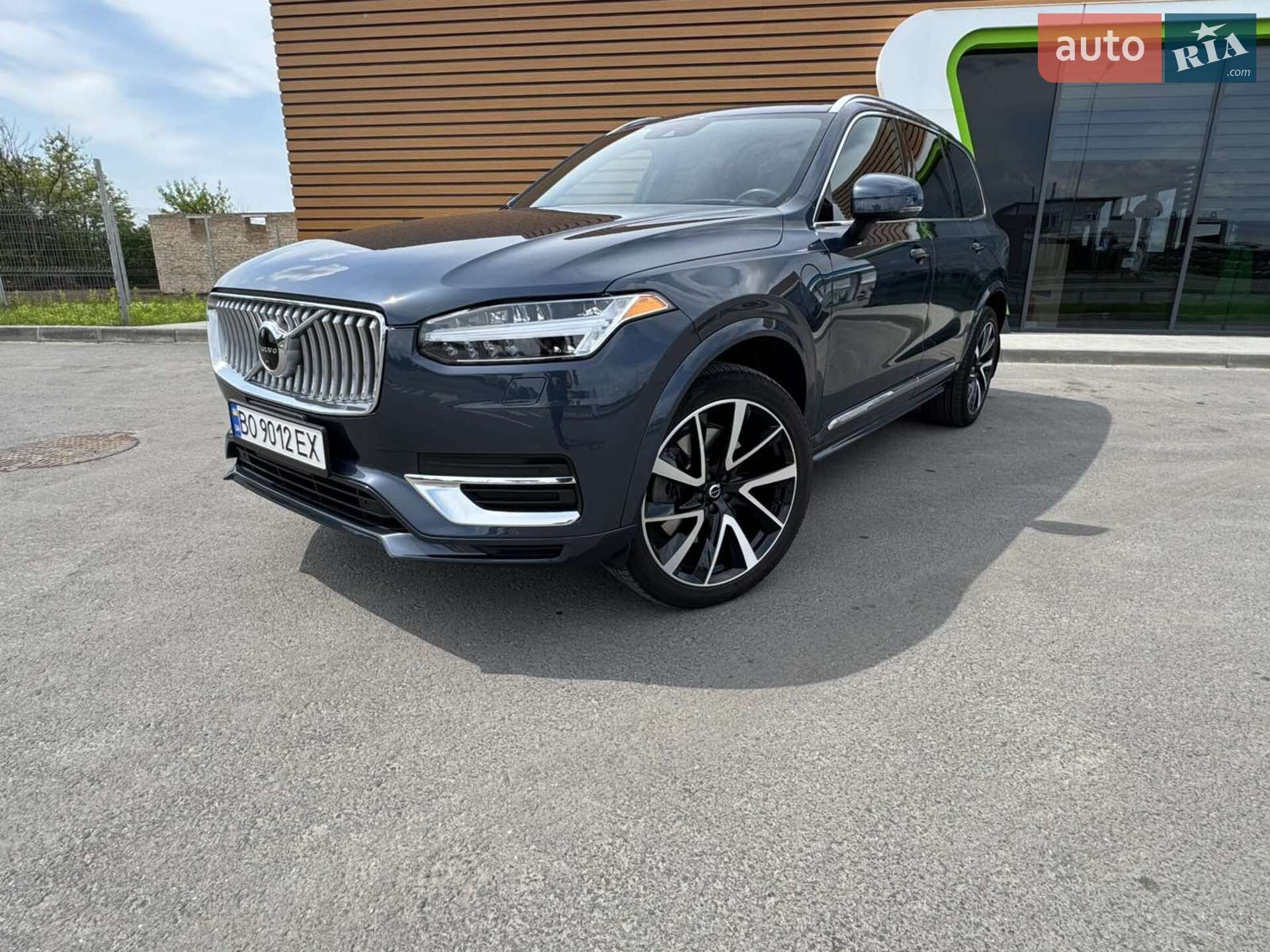 Volvo XC90 2021 VIN YV4BR0CK8M1738847 фото оголошення 6 з 33