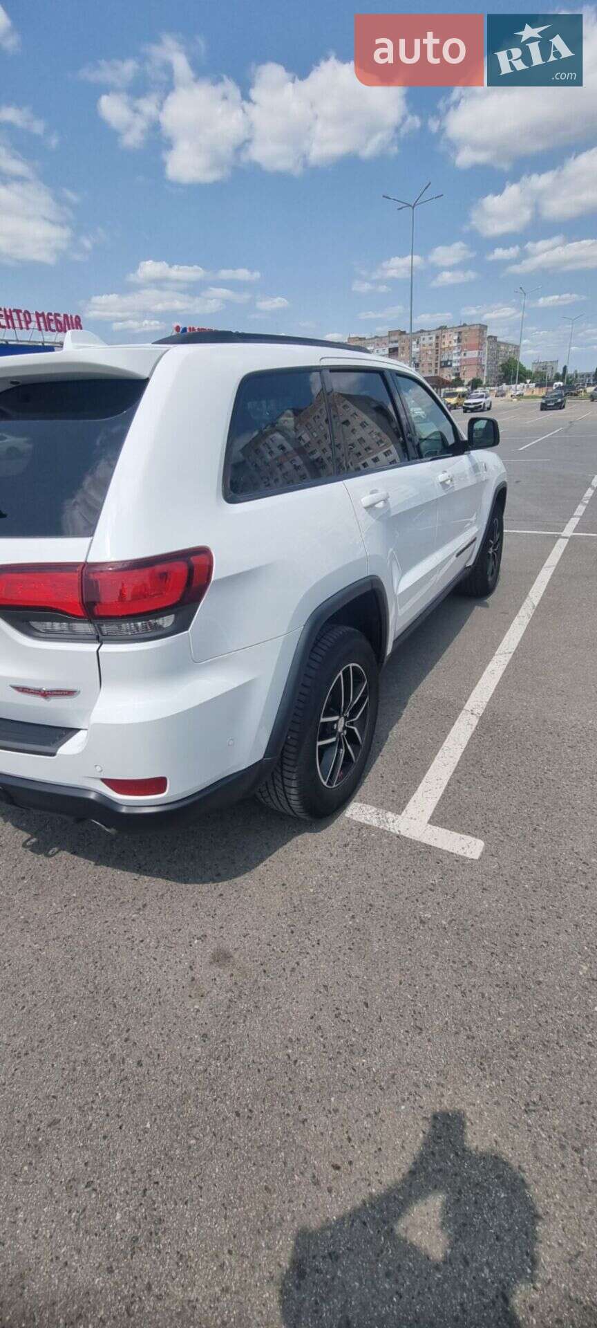 Jeep Grand Cherokee 2018 VIN 1C4RJFLM6JC387112 фото оголошення 7 з 16