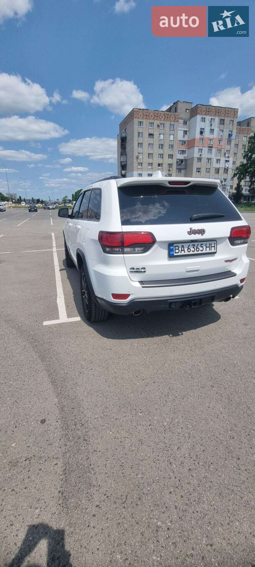 Jeep Grand Cherokee 2018 VIN 1C4RJFLM6JC387112 фото оголошення 4 з 16