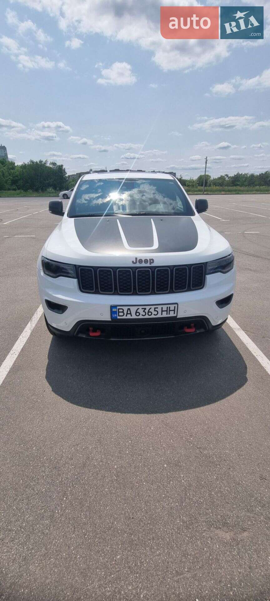 Jeep Grand Cherokee 2018 VIN 1C4RJFLM6JC387112 фото оголошення 10 з 16