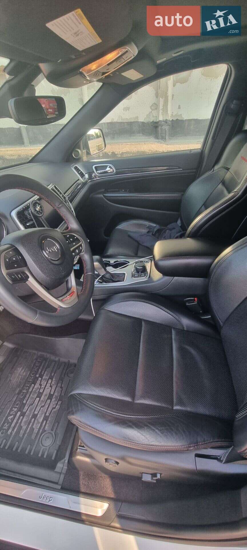 Jeep Grand Cherokee 2018 VIN 1C4RJFLM6JC387112 фото оголошення 14 з 16