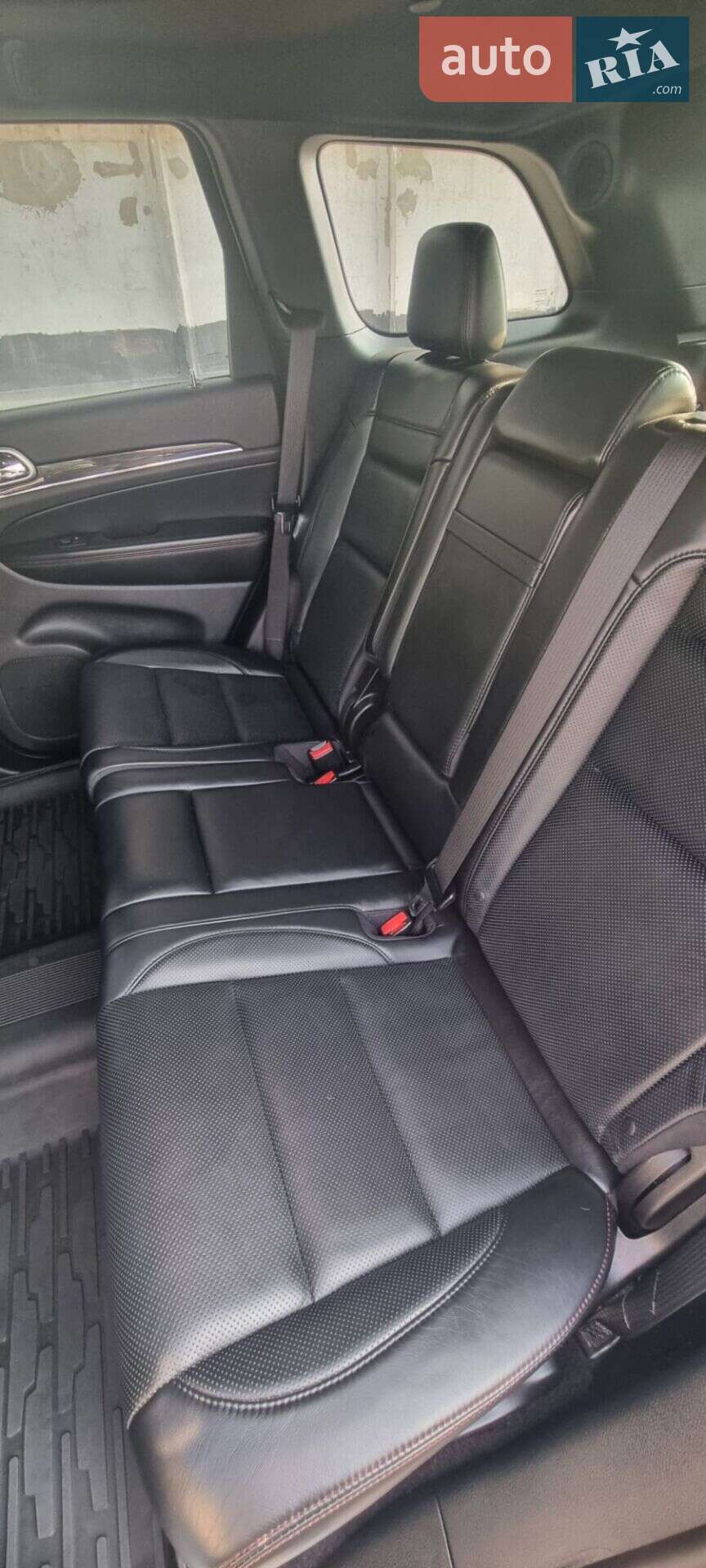 Jeep Grand Cherokee 2018 VIN 1C4RJFLM6JC387112 фото оголошення 13 з 16