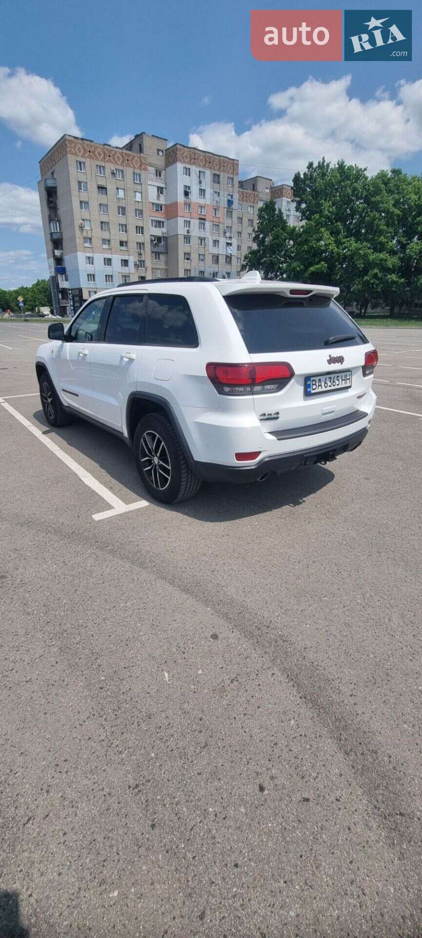 Jeep Grand Cherokee 2018 VIN 1C4RJFLM6JC387112 фото оголошення 5 з 16