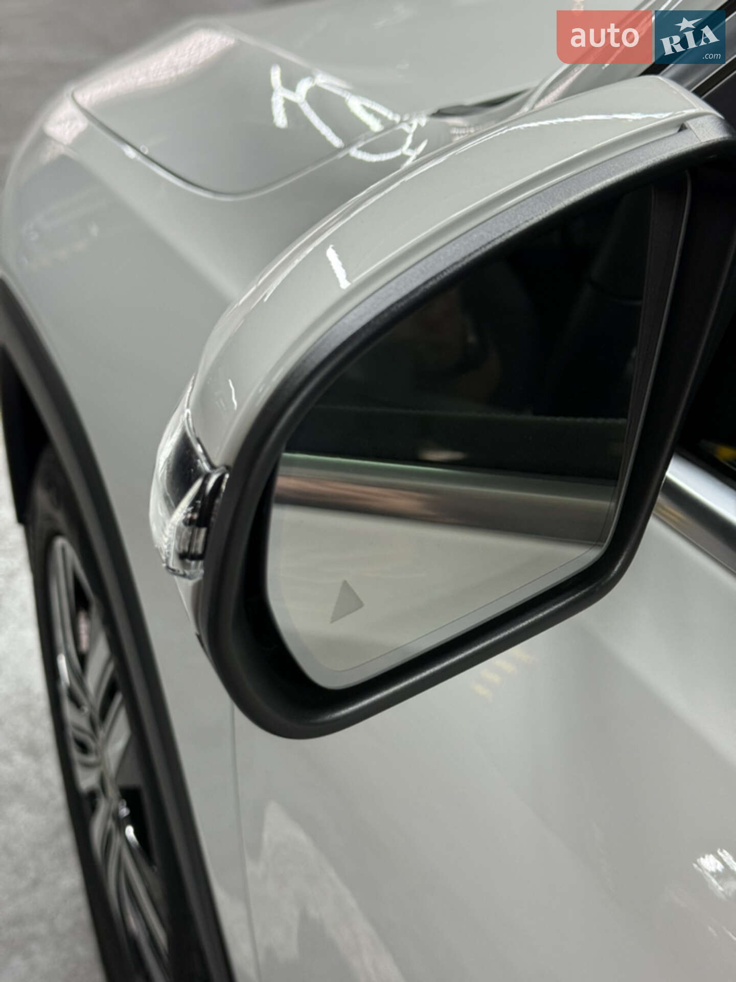 Mercedes-Benz EQB 2023 VIN W1N9M0KB9PN069348 фото оголошення 14 з 31