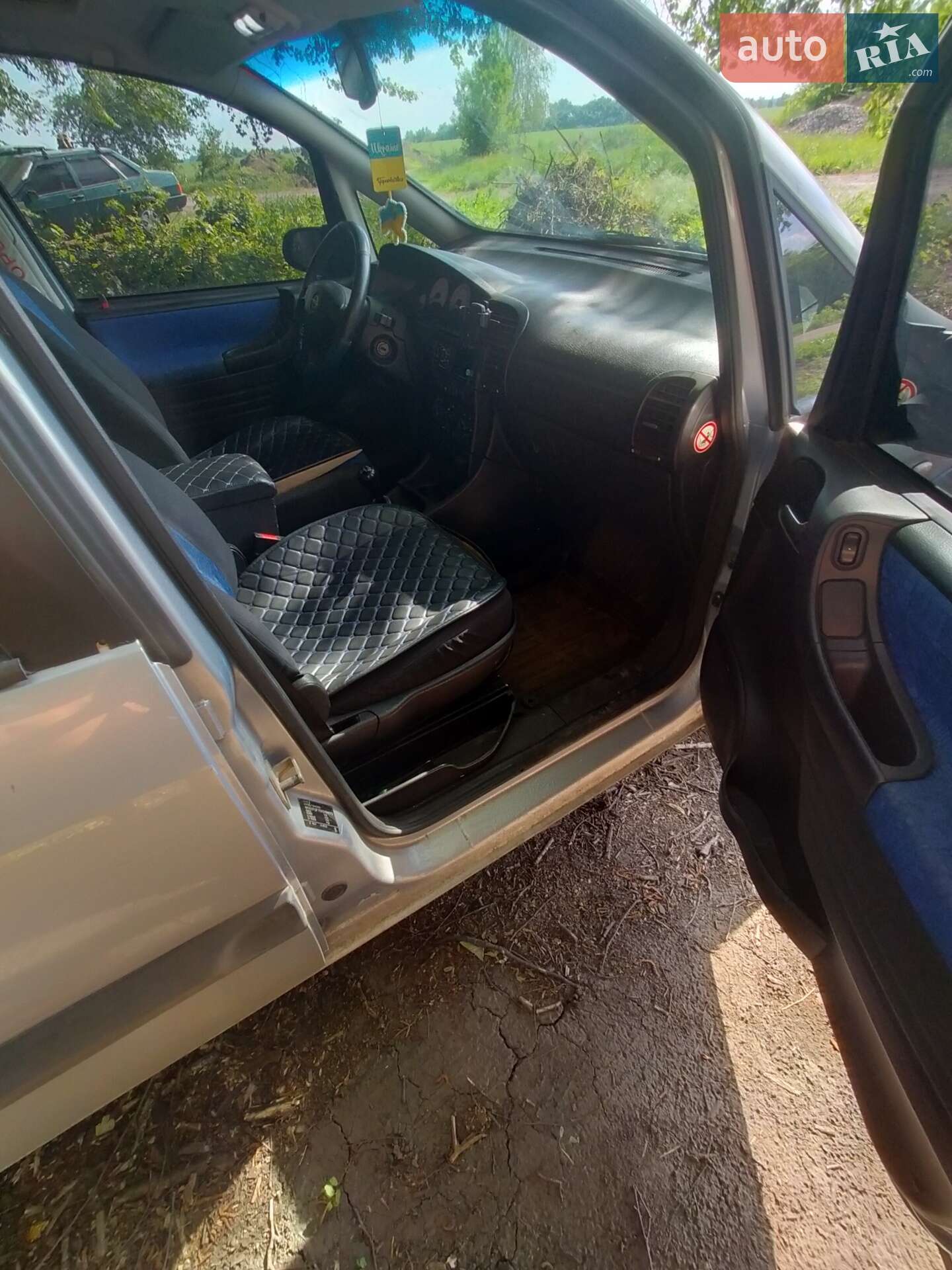 Opel Zafira 1999 VIN W0L0TGF75X2198873 фото оголошення 2 з 9