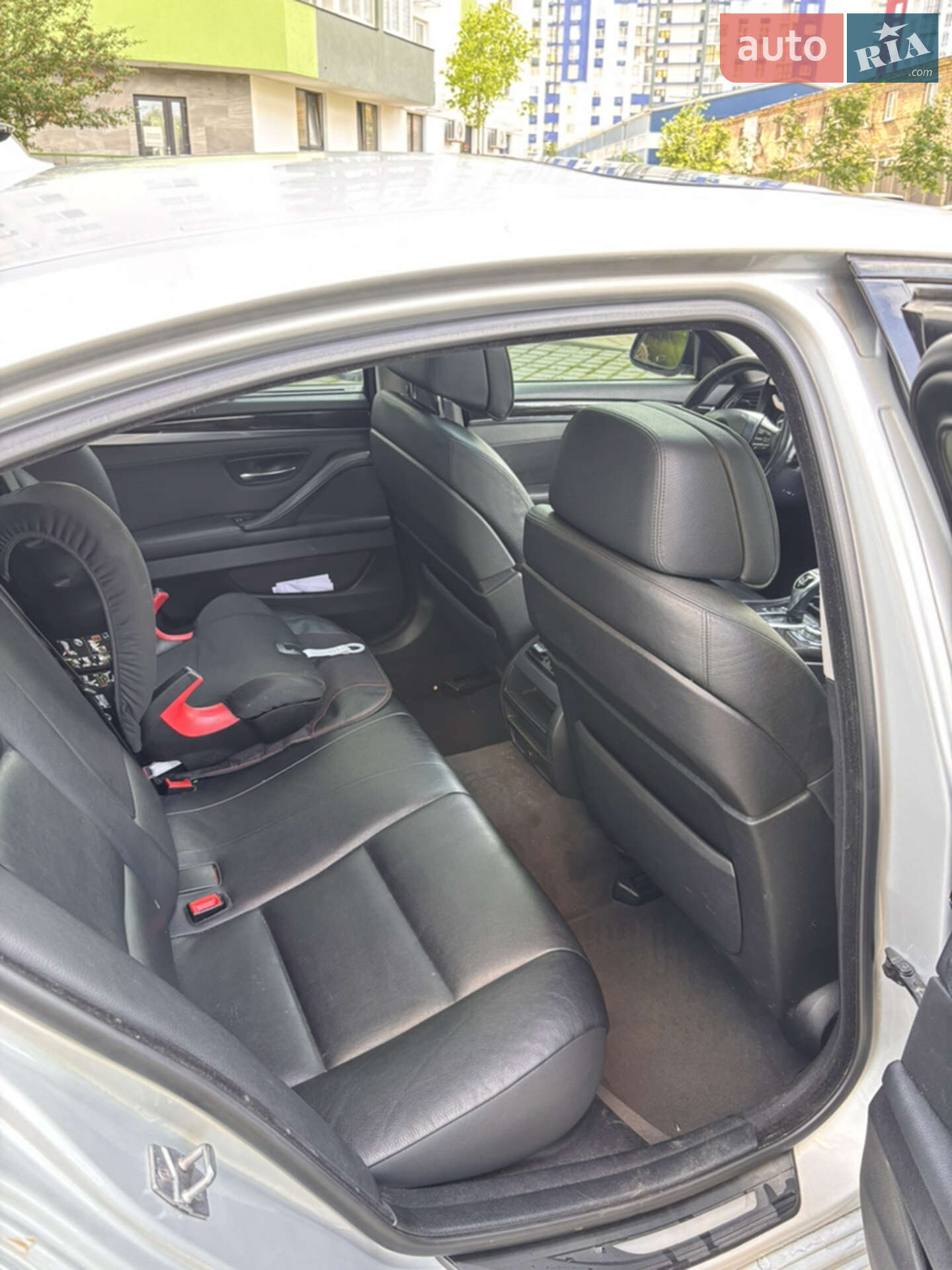 BMW 5 Series 2011 VIN WBAFR7C53BC806011 фото оголошення 4 з 16