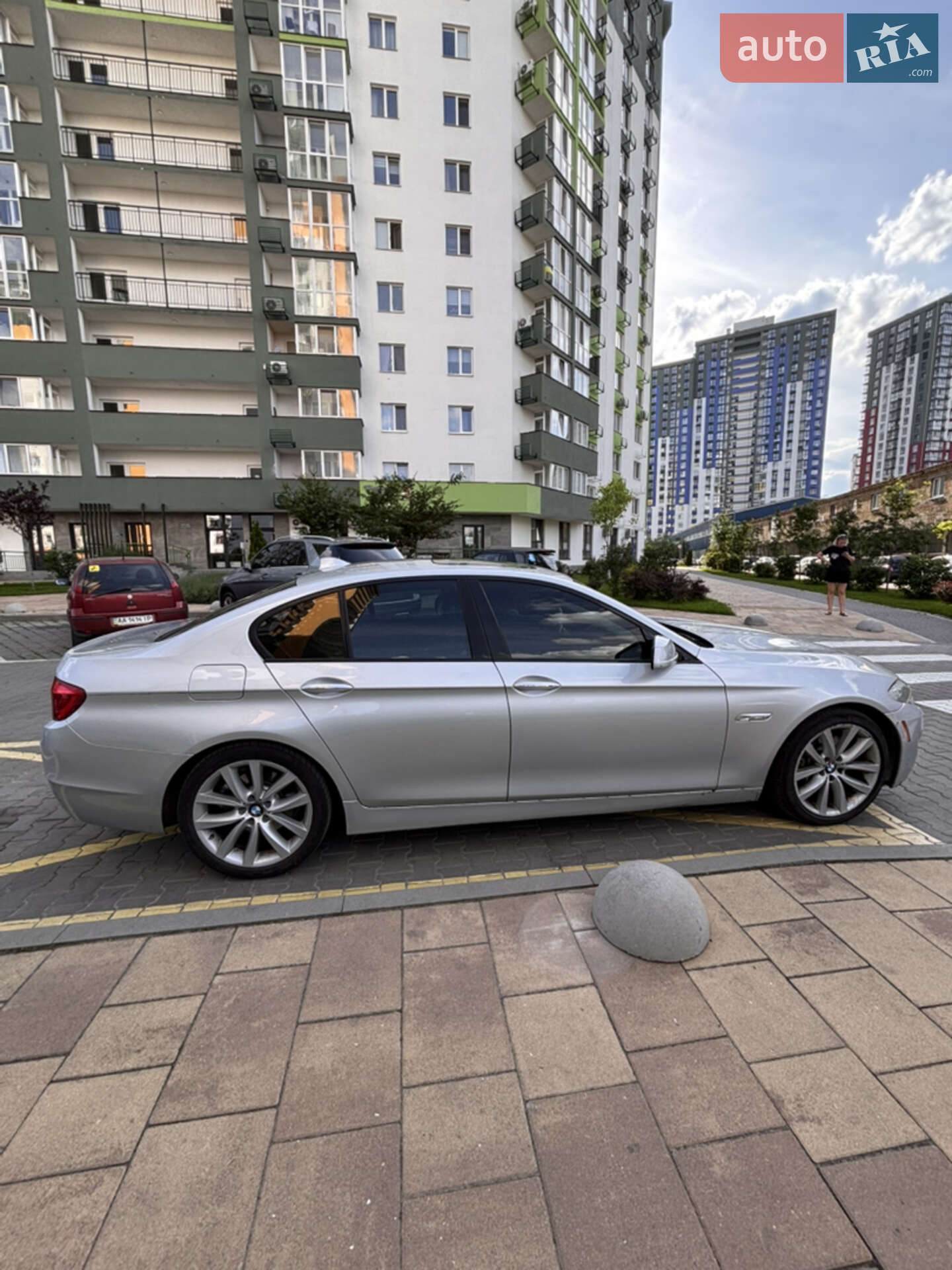 BMW 5 Series 2011 VIN WBAFR7C53BC806011 фото оголошення 6 з 16