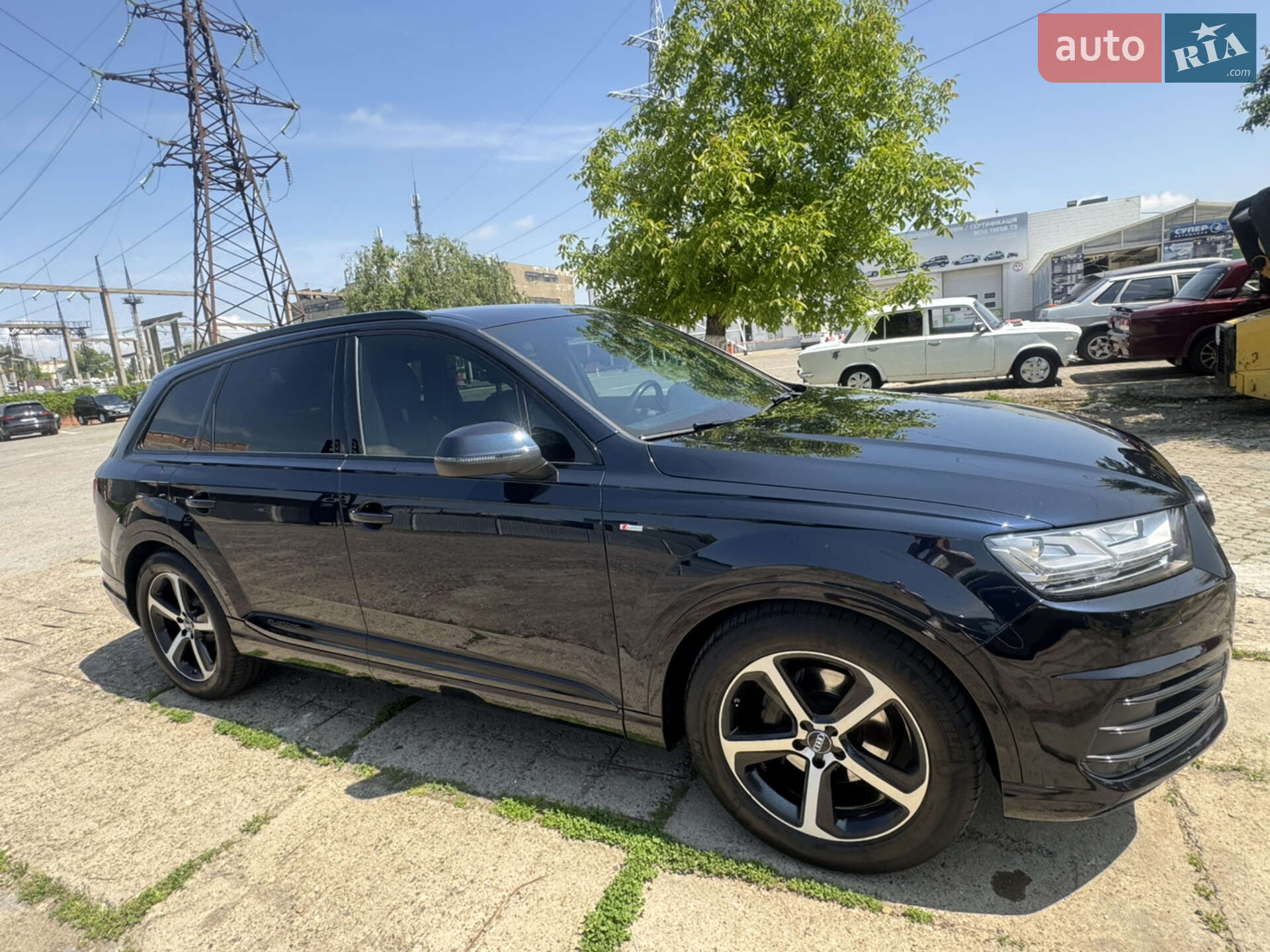 Audi Q7 2016 VIN WAUZZZ4M9HD012907 фото оголошення 12 з 21