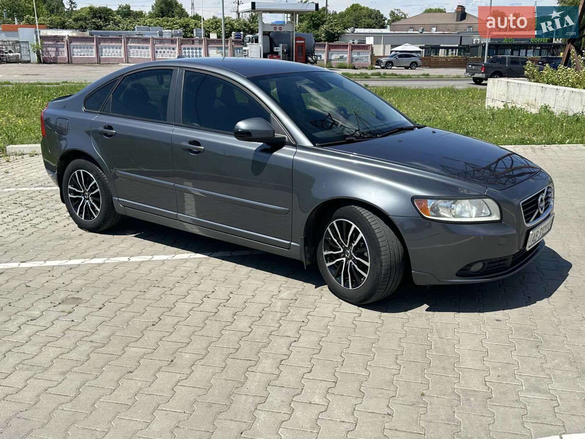 Volvo S40 2010 VIN YV1MS84E1B2537101 фото оголошення 3 з 9