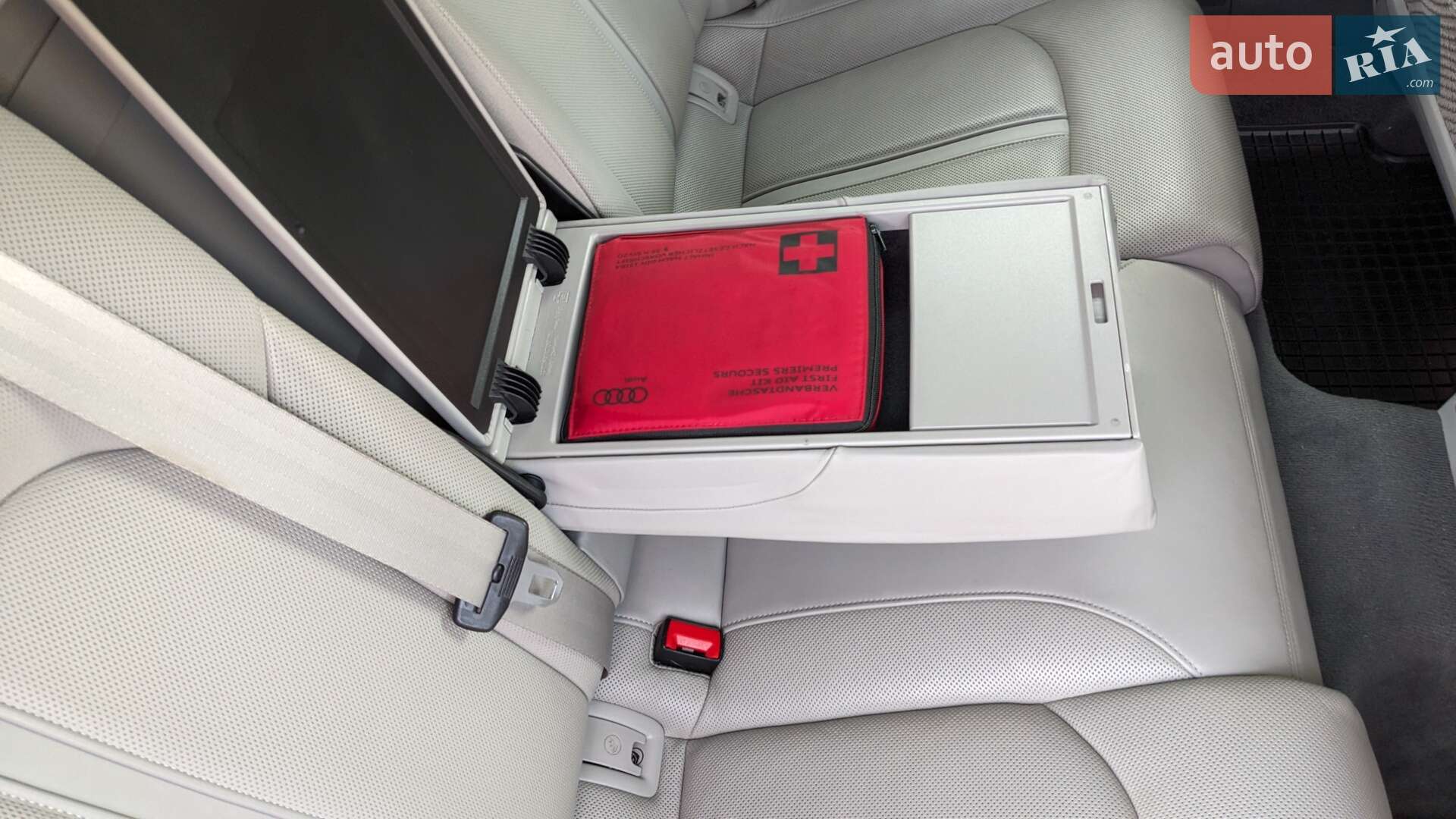 Audi A6 2015 VIN WAUZZZ4G5FN069011 фото оголошення 32 з 66