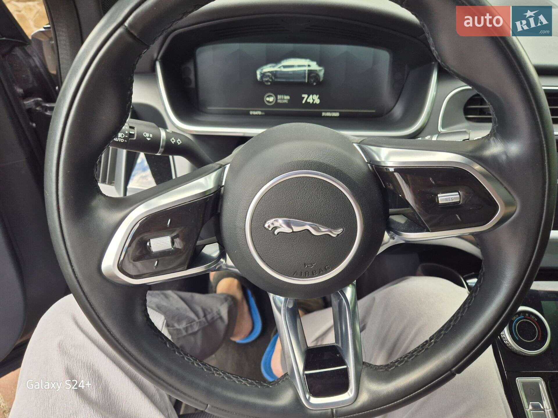 Jaguar I-Pace 2022 VIN SADHA2B18N1625141 фото оголошення 16 з 34