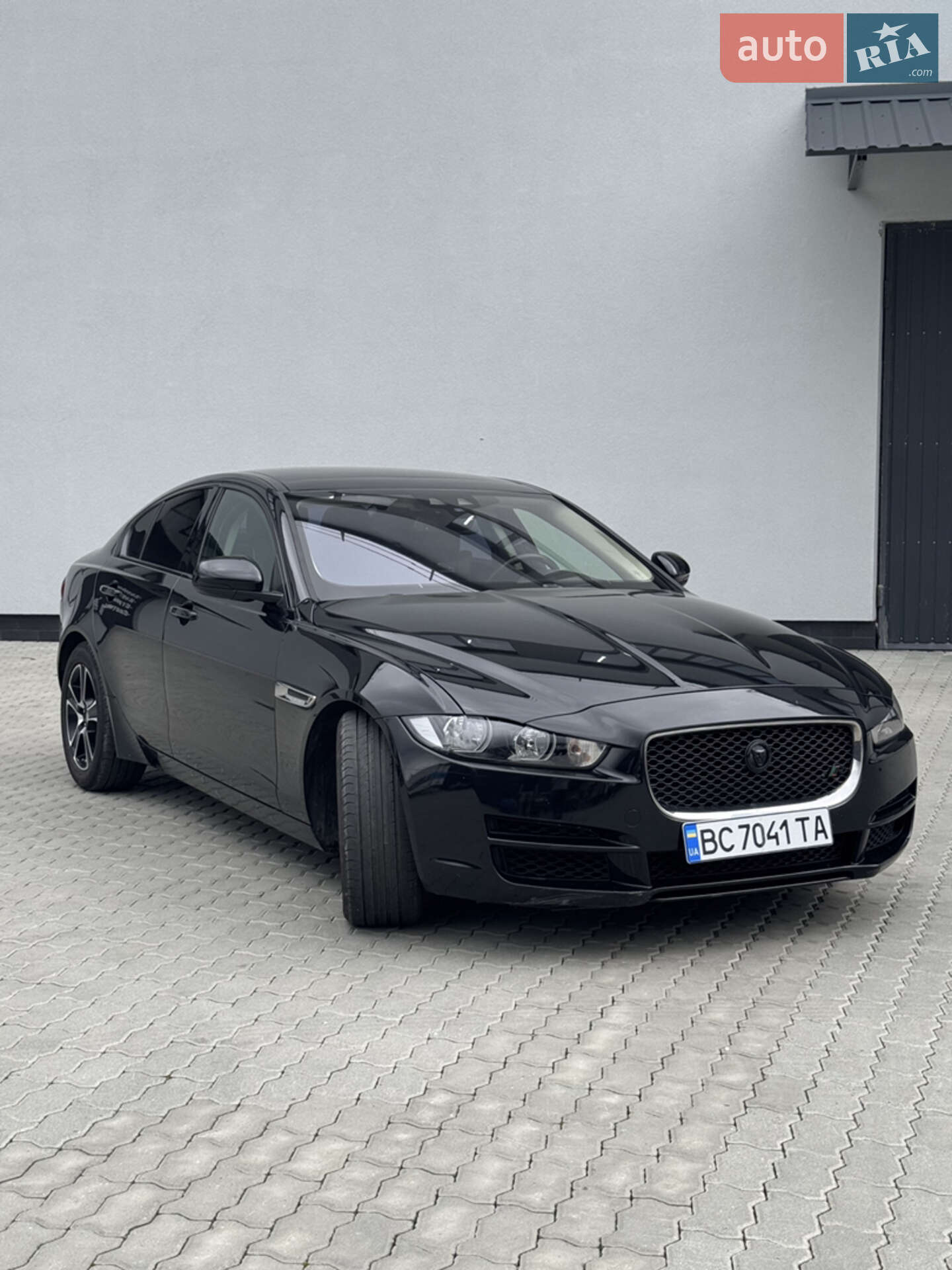 Jaguar XE 2017 VIN SAJAE4FX5JCP32319 фото оголошення 5 з 32