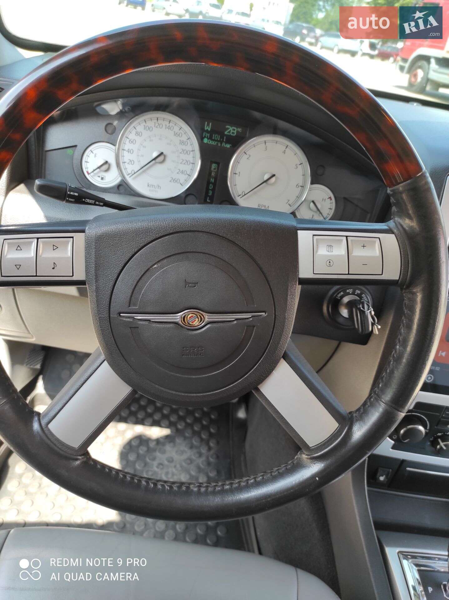 Chrysler 300C 2005 VIN 1C3H8B3R06Y109154 фото оголошення 15 з 42