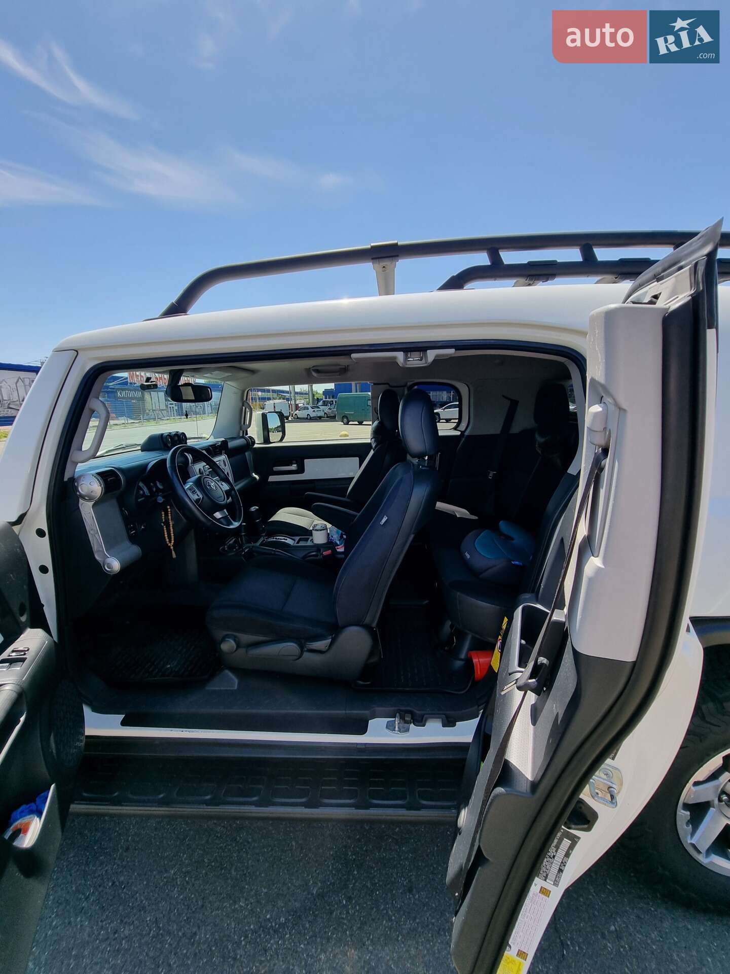 Toyota FJ Cruiser 2013 VIN JTEBU4BF9EK175862 фото оголошення 11 з 15