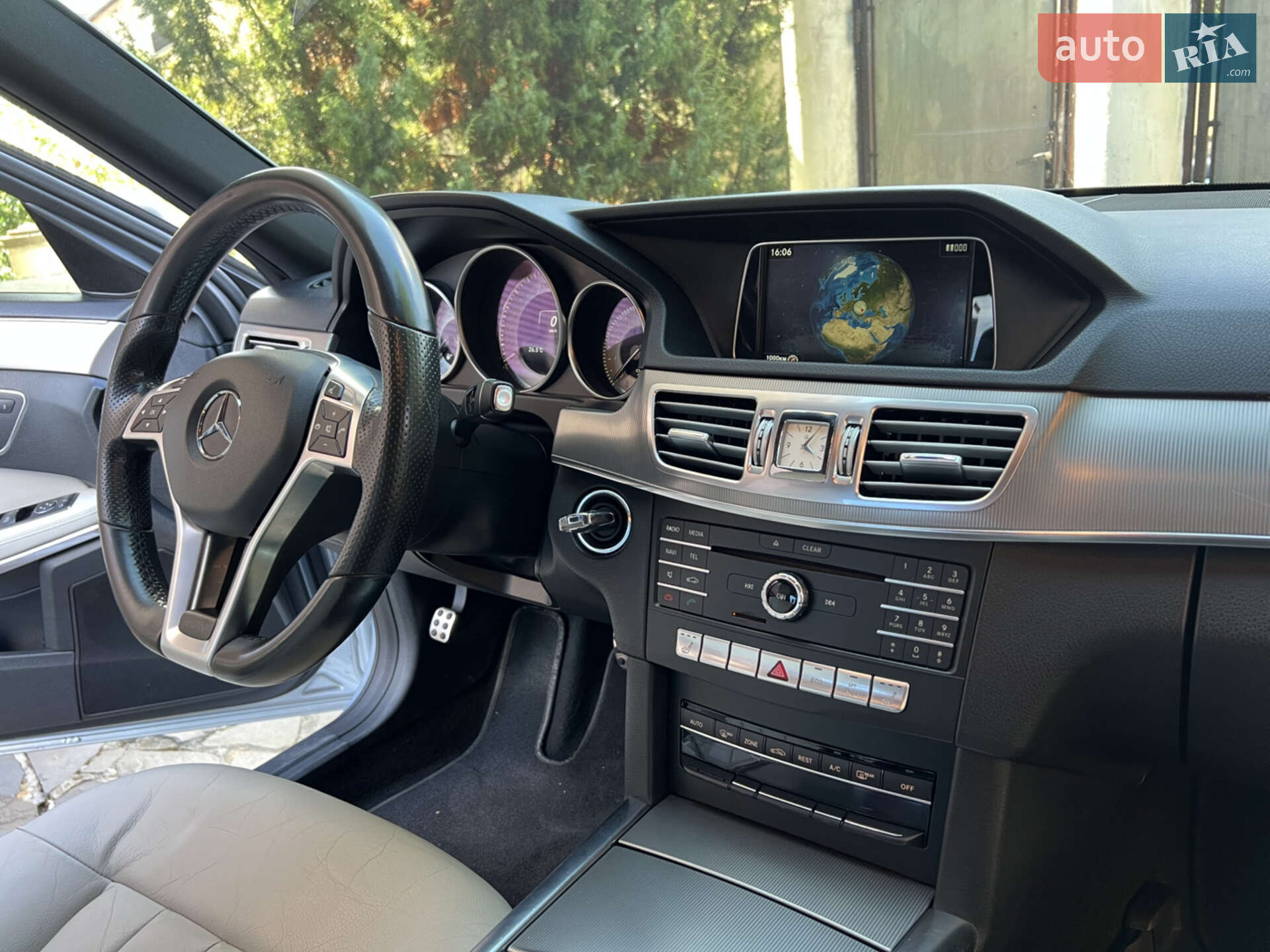 Mercedes-Benz E-Class 2015 VIN WDD2120911B268728 фото оголошення 35 з 53