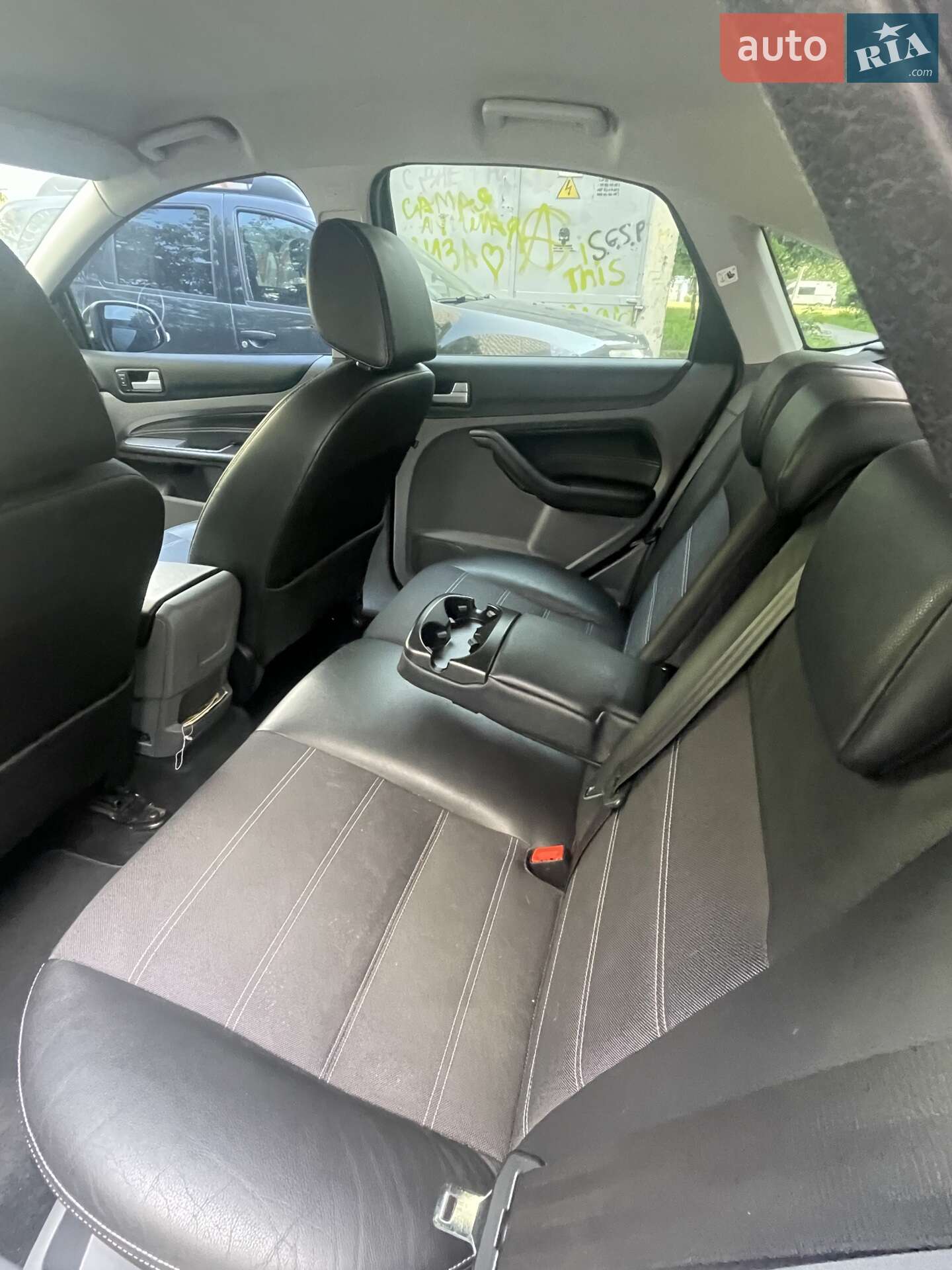 Ford Focus 2009 VIN WF0PXXGCDP9C69863 фото оголошення 2 з 31
