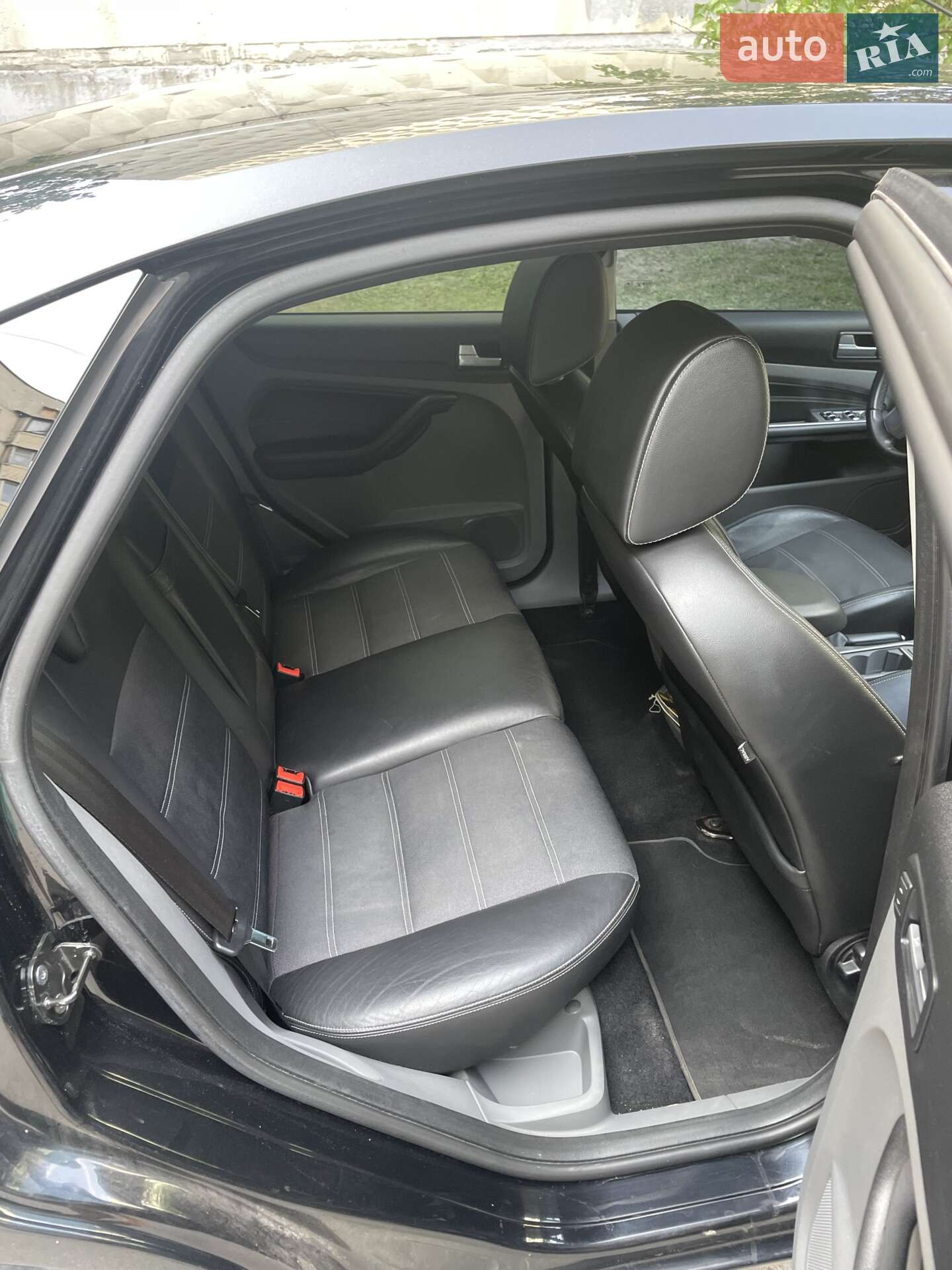 Ford Focus 2009 VIN WF0PXXGCDP9C69863 фото оголошення 5 з 31