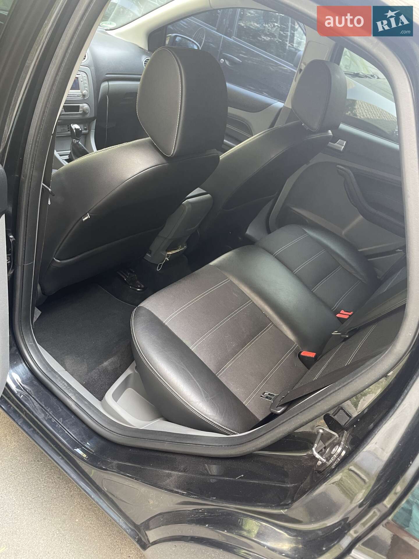 Ford Focus 2009 VIN WF0PXXGCDP9C69863 фото оголошення 8 з 31