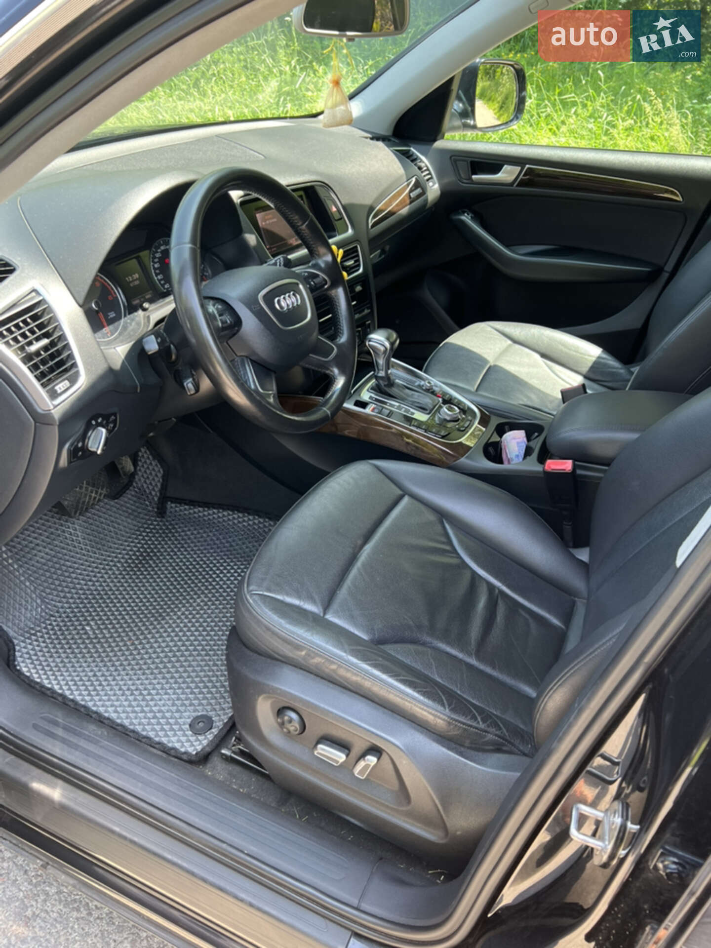 Audi Q5 2012 VIN WAUZZZ8R6DA034901 фото оголошення 12 з 23