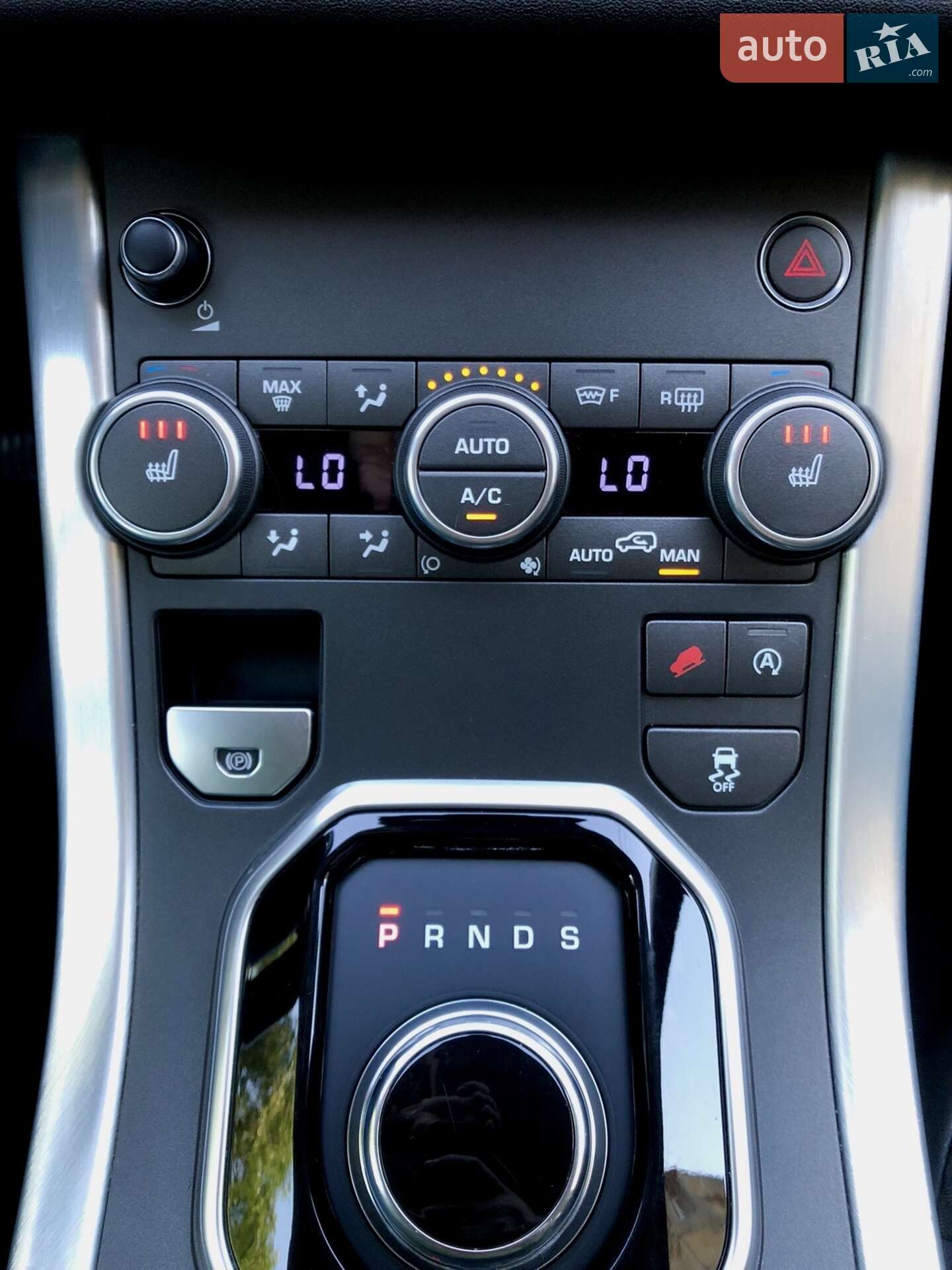 Land Rover Range Rover Evoque 2017 VIN SALVA2BN8HH247764 фото оголошення 3 з 11