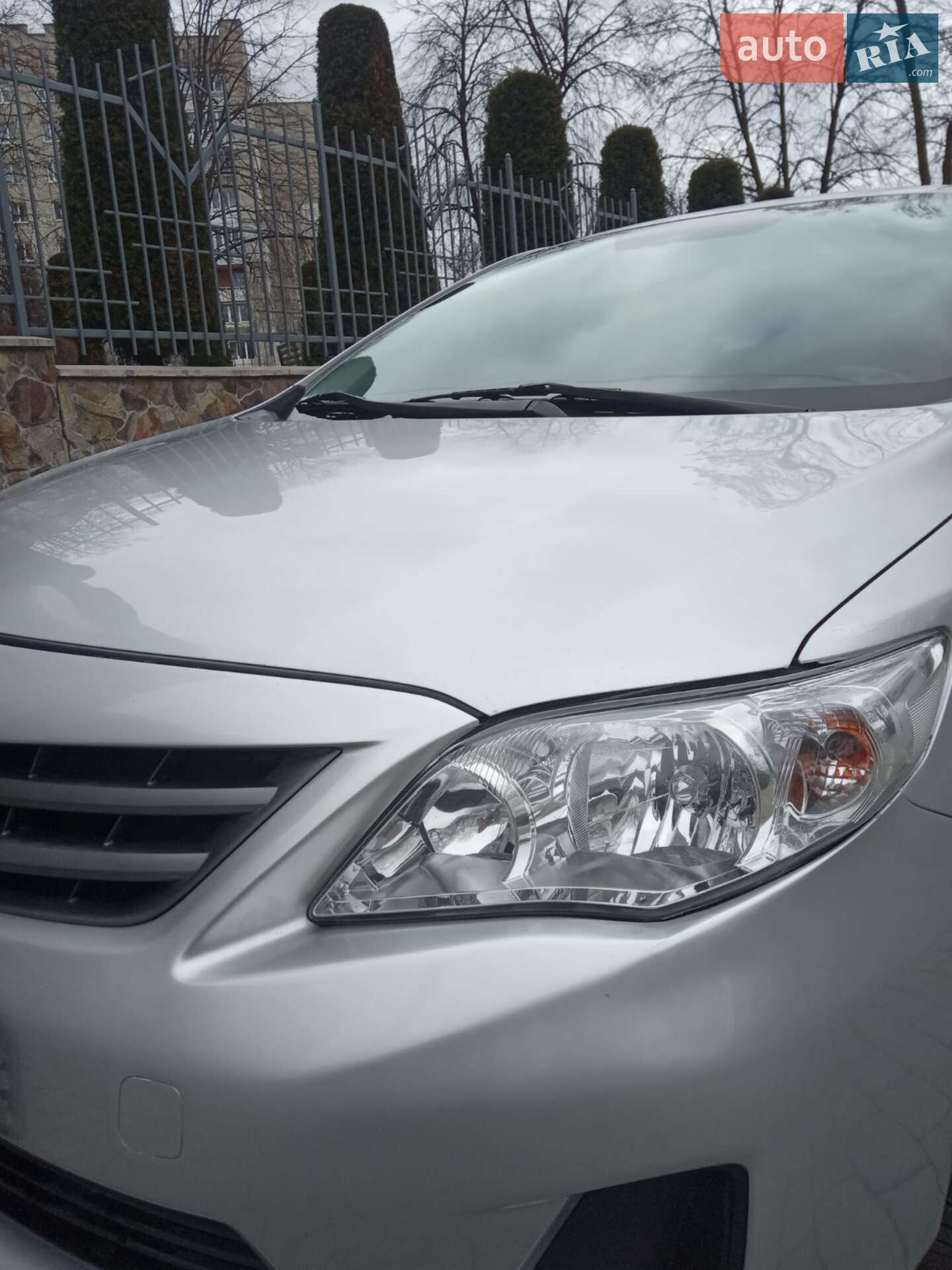 Toyota Corolla 2013 VIN JTNBH58E00J016185 фото оголошення 2 з 17