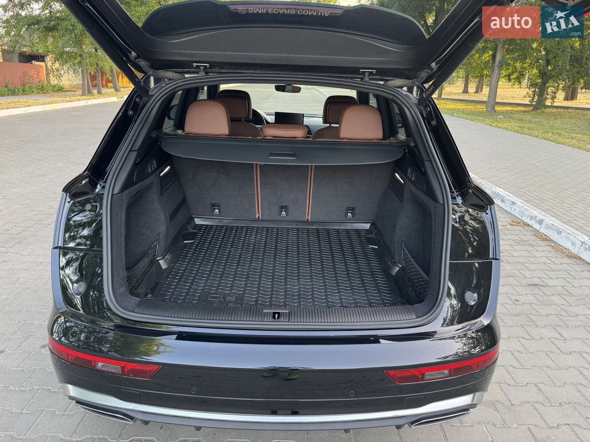 Audi Q5 2021 VIN WA1EAAFY2N2045467 фото оголошення 19 з 40