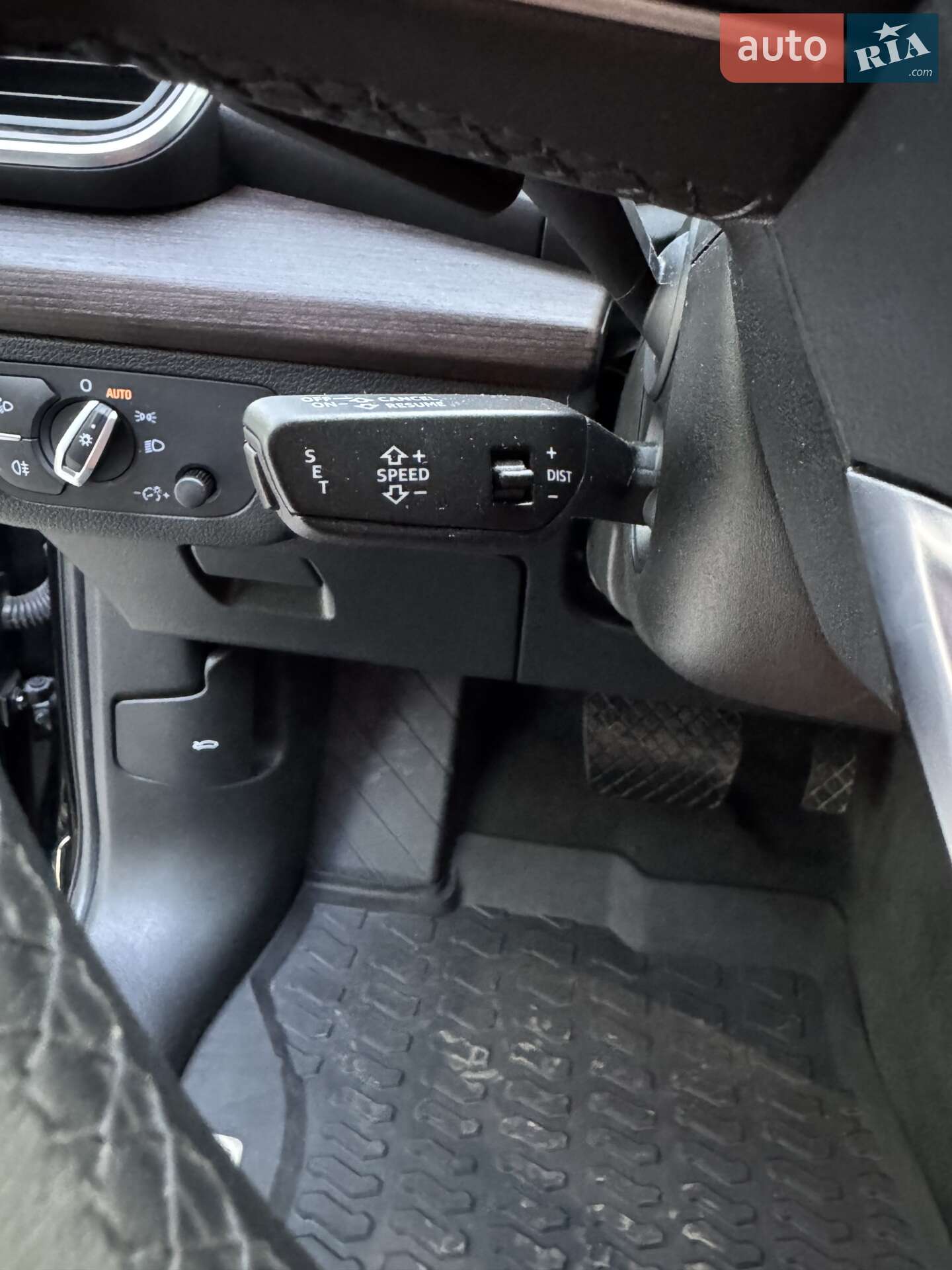 Audi Q5 2021 VIN WA1EAAFY2N2045467 фото оголошення 15 з 40