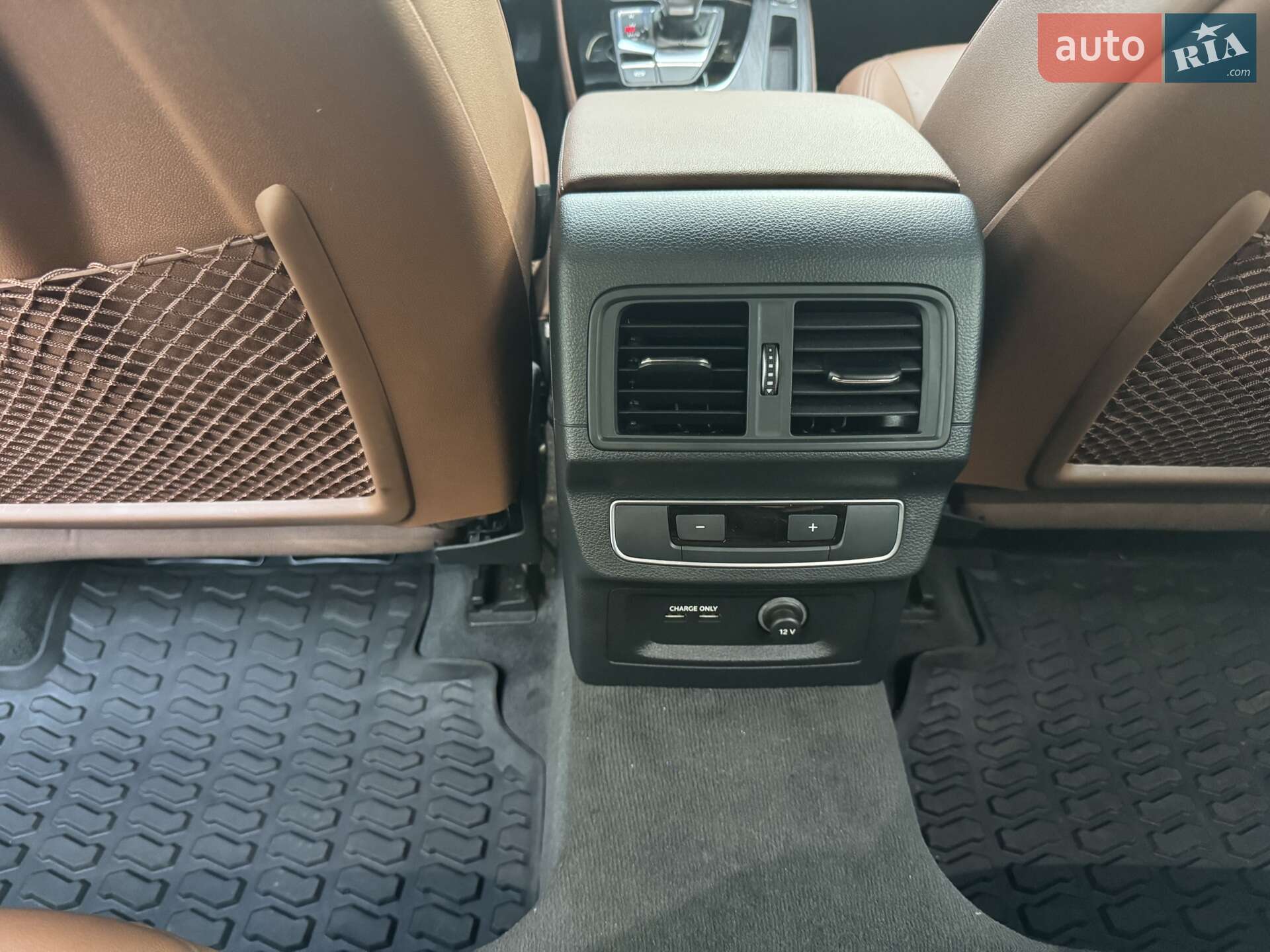 Audi Q5 2021 VIN WA1EAAFY2N2045467 фото оголошення 36 з 40