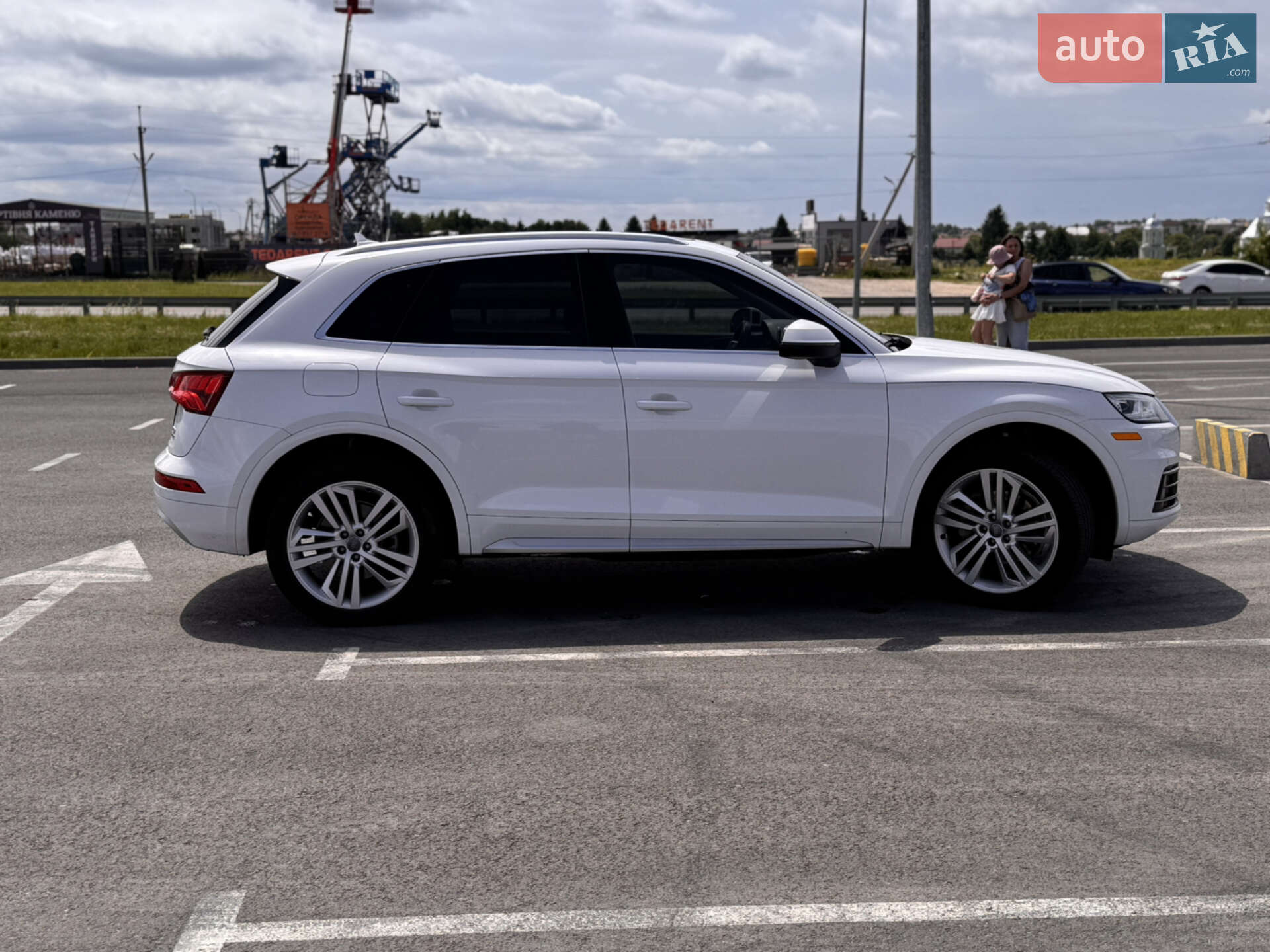 Audi Q5 2017 VIN WA1BNAFY8J2015021 фото оголошення 10 з 36