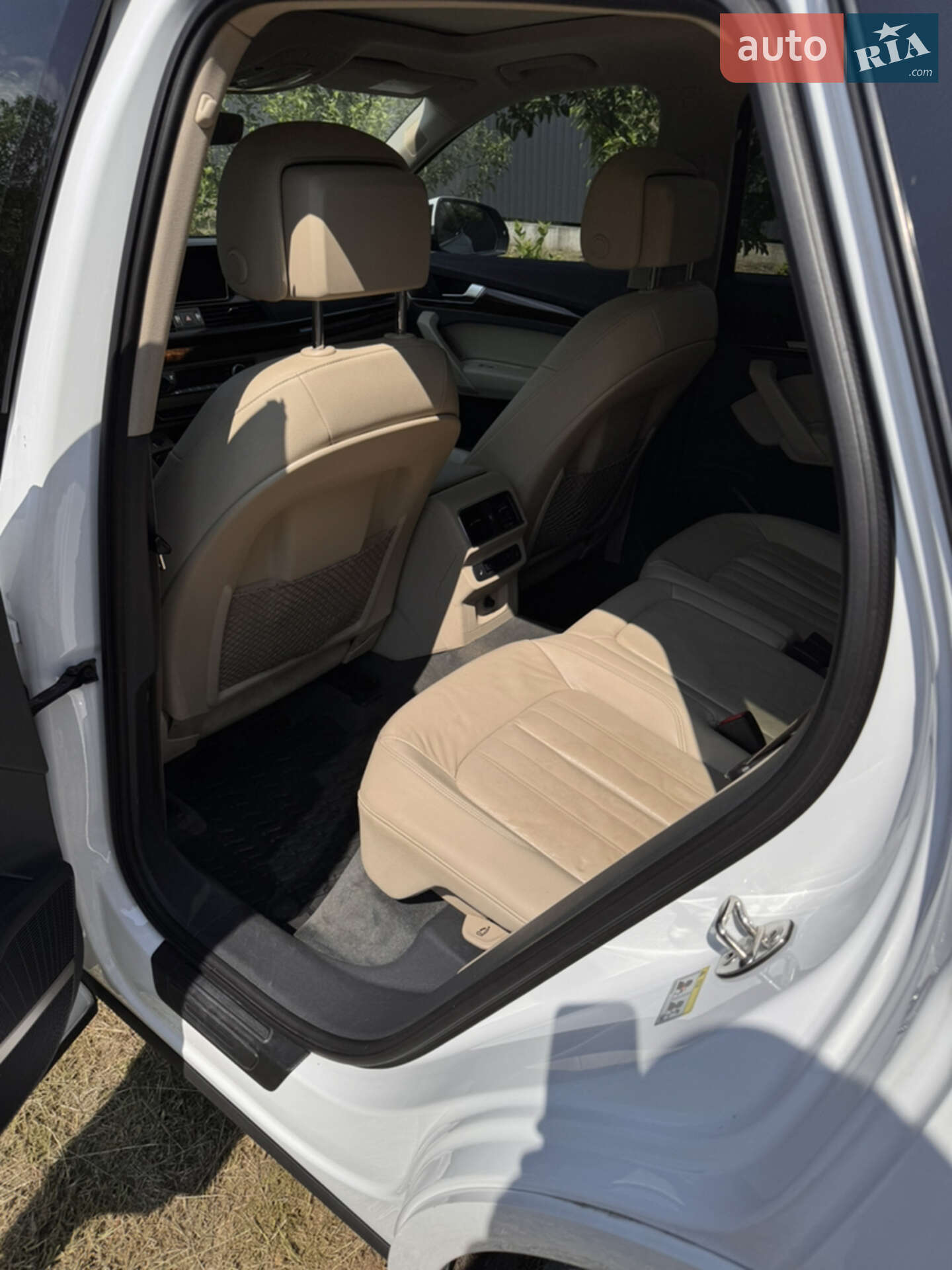 Audi Q5 2017 VIN WA1BNAFY8J2015021 фото оголошення 30 з 36